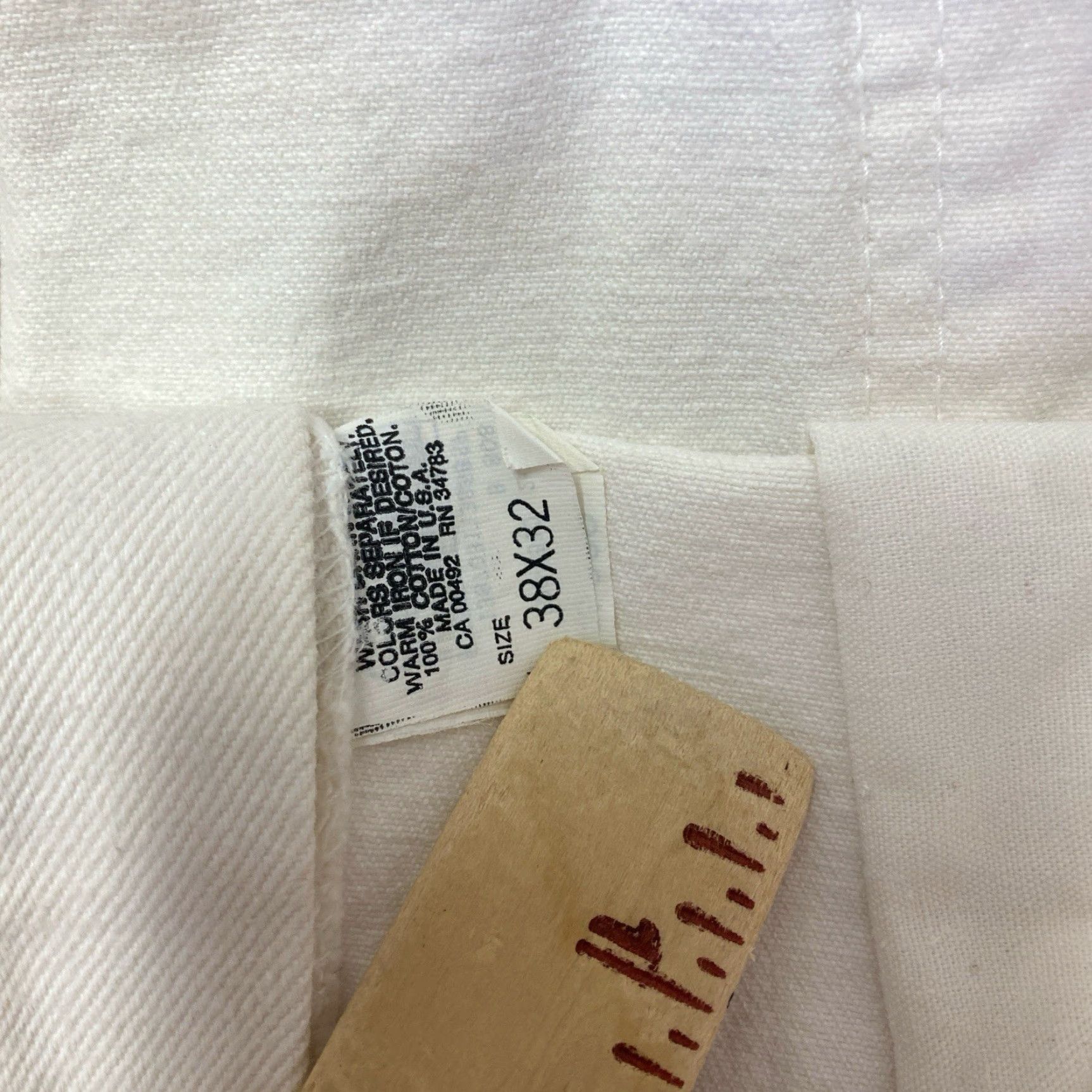 Lee VINTAGE Lee Rider Men’s White 38X32 Measures 35x27 Straight Leg Jeans Made USA Size US 35 - 4 Thumbnail