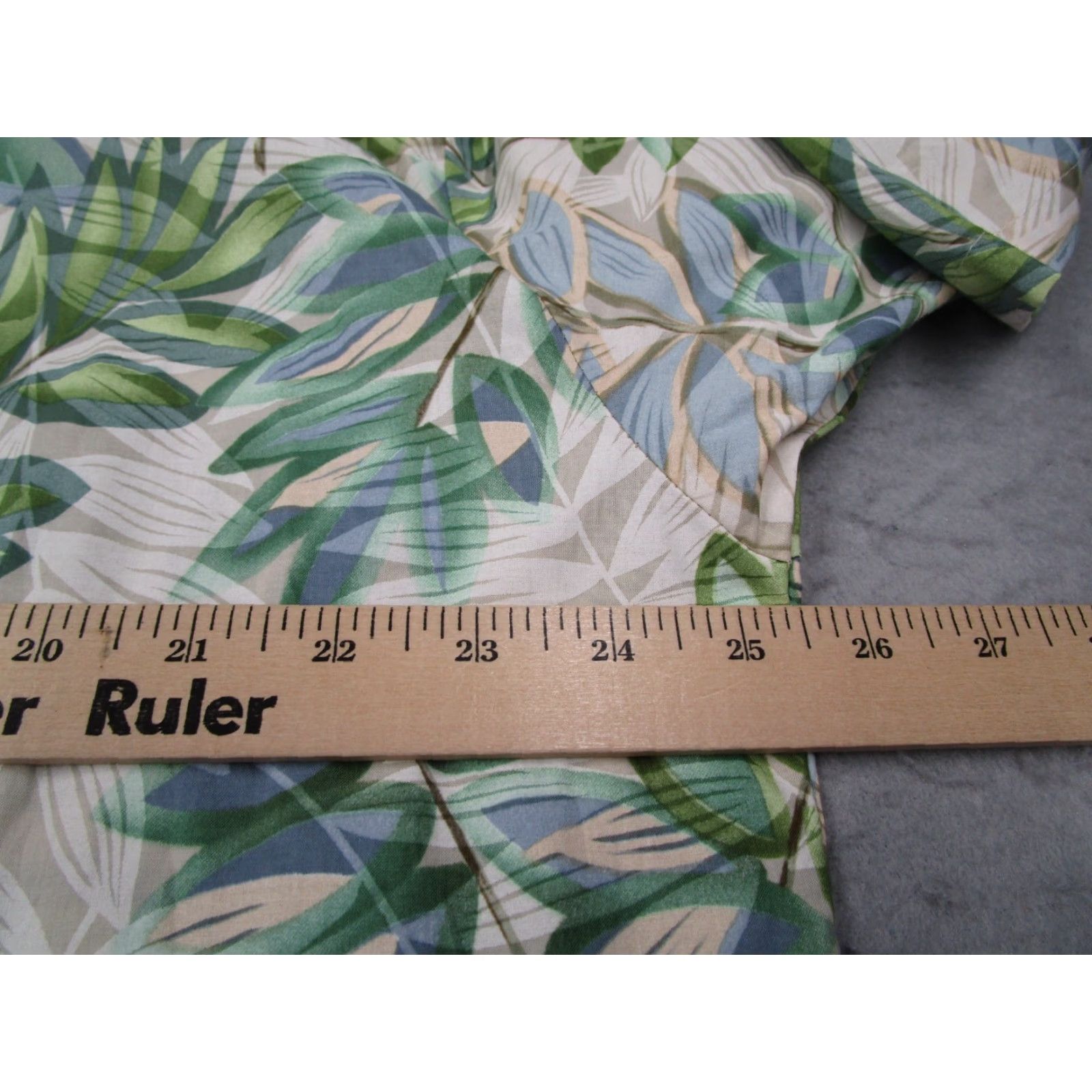 Tori Richard Shirt Men XL Green Floral Button Up Hawaiian Cotton Lawn