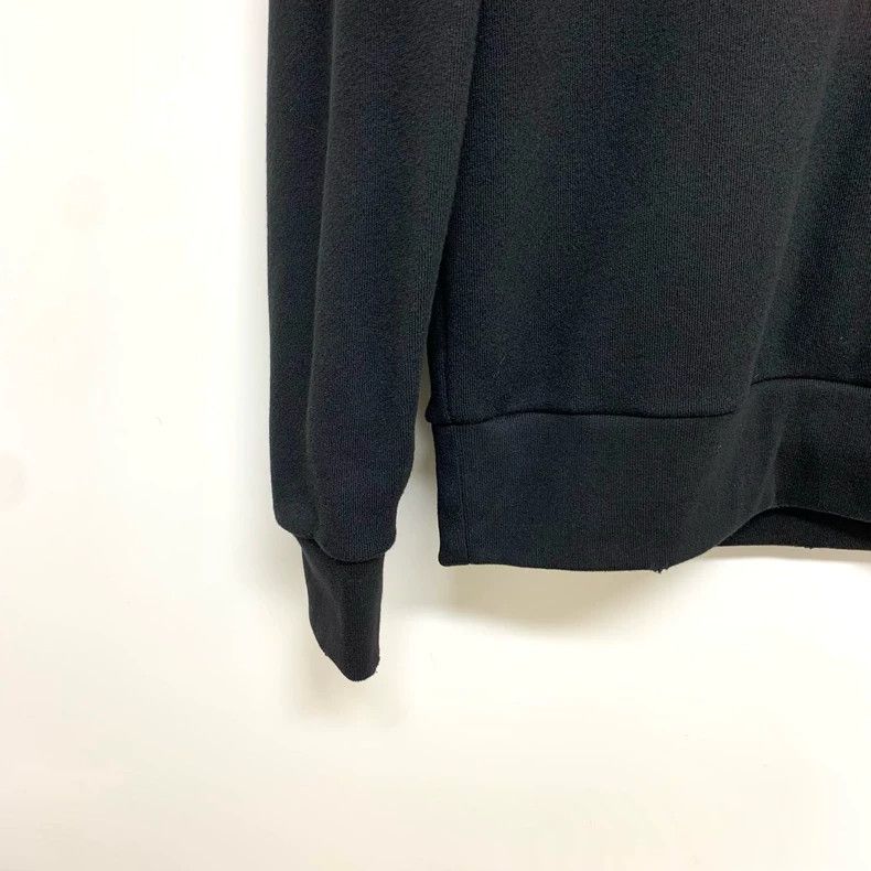 Gucci Gucci Rivet heavy industry floral embroidery round-neck swe Size US M / EU 48-50 / 2 - 7 Thumbnail