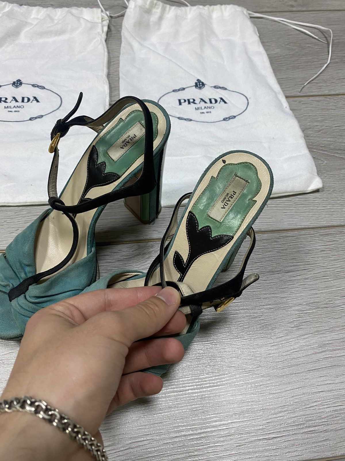 Prada Prada heels flower dust bag Size US 5 / IT 35 - 2 Thumbnail