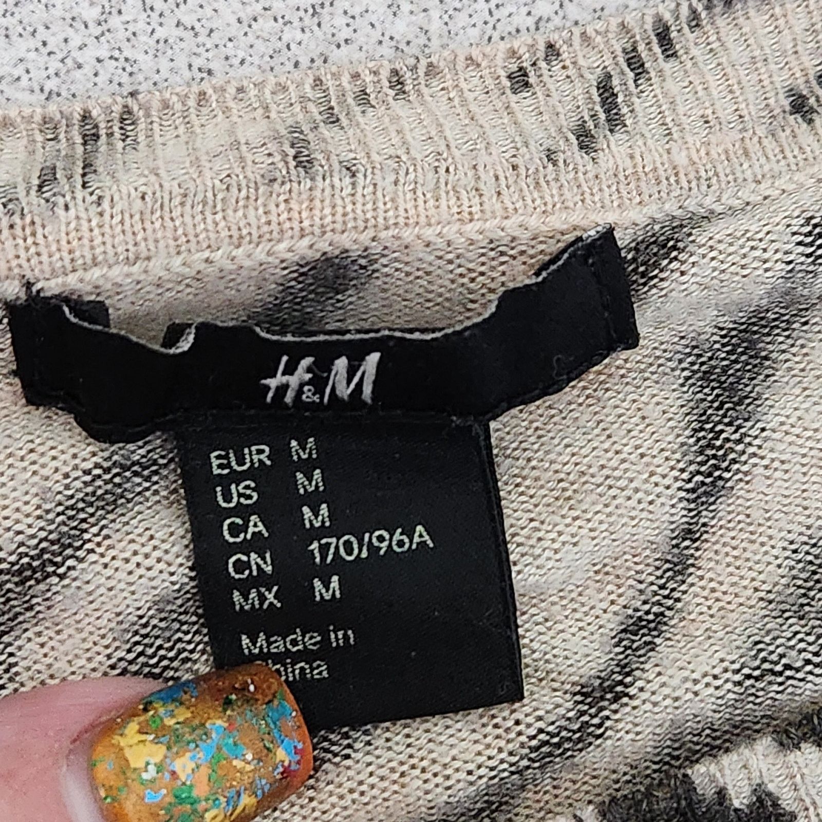 H&M H&M Black Tan Animal Print Boat Neck Hi Low Sweater Top M Size M / US 6-8 / IT 42-44 - 4 Thumbnail