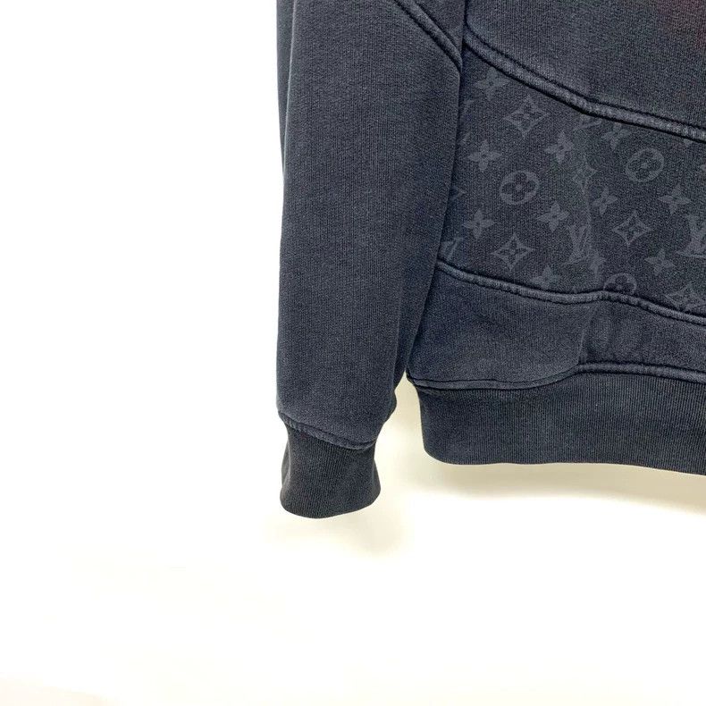 Louis Vuitton Louis Vuitton Reading Hooded Sweatshirt 2503-Nextarrow Size US L / EU 52-54 / 3 - 5 Thumbnail