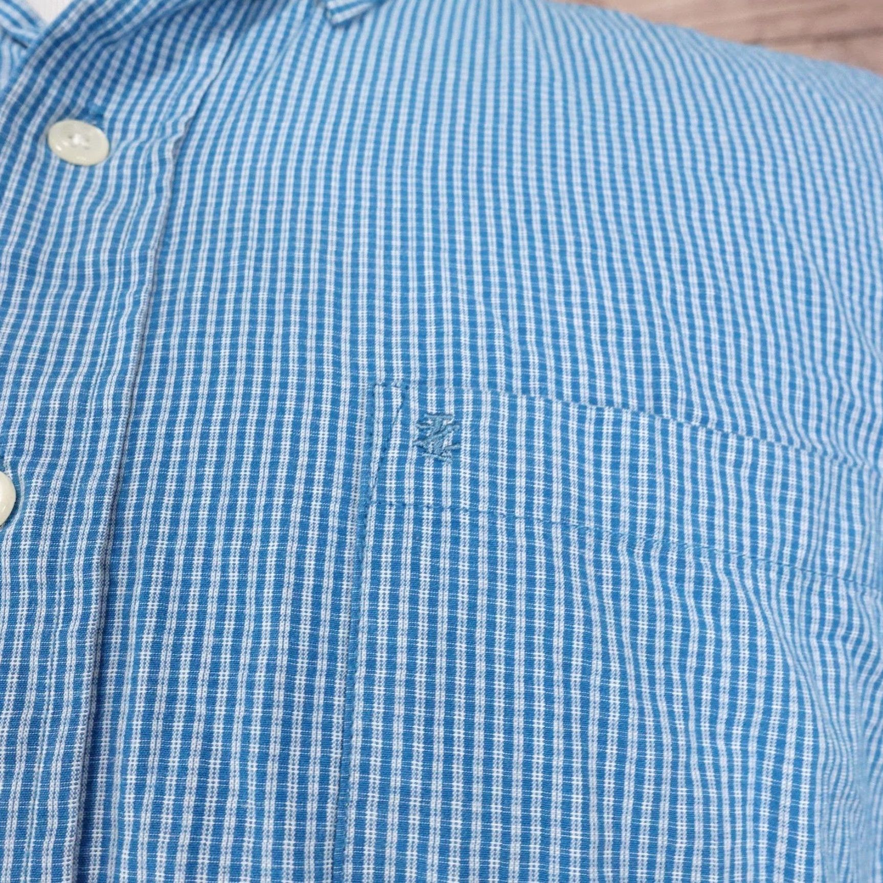 Izod IZOD Shirt Mens Medium Blue Check Long Sleeve Button-Down Easy Care Casual Size US M / EU 48-50 / 2 - 3 Thumbnail