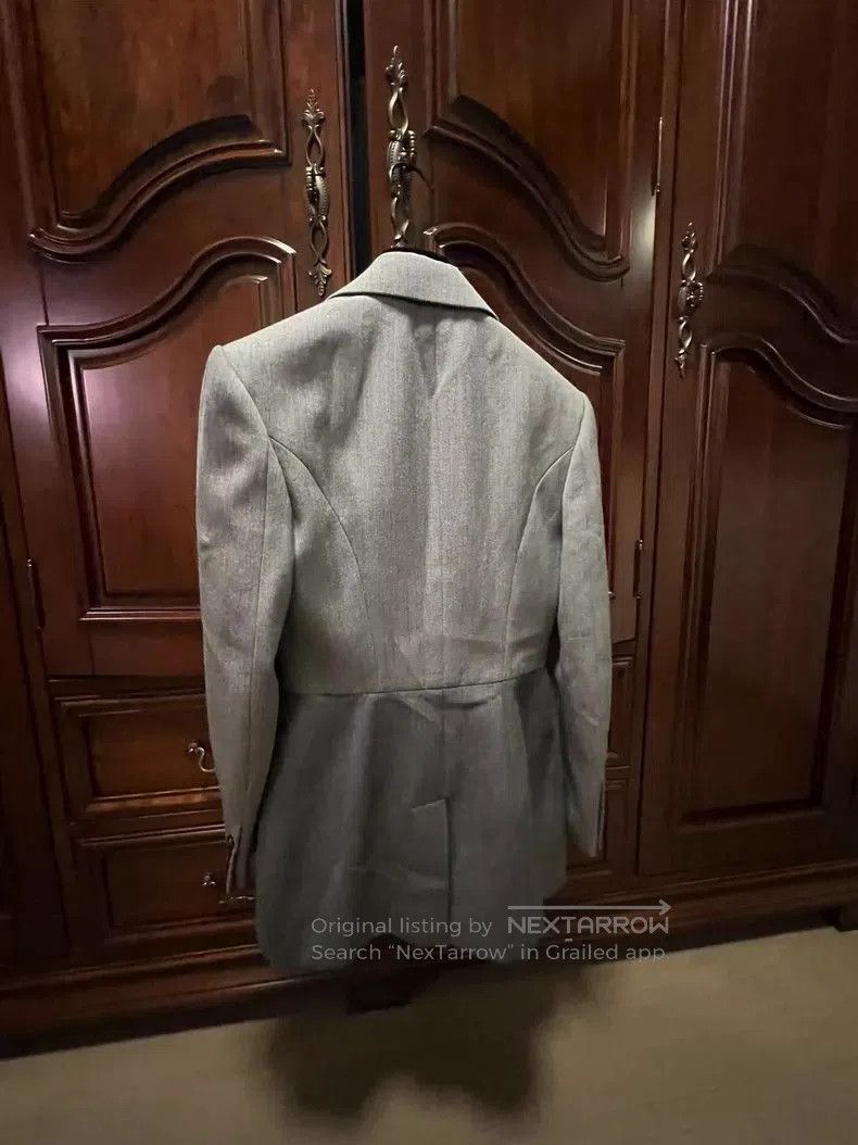 Alexander McQueen Alexander McQueen Gray Suit Jacket with Dust Bag. Size US M / EU 48-50 / 2 - 4 Thumbnail