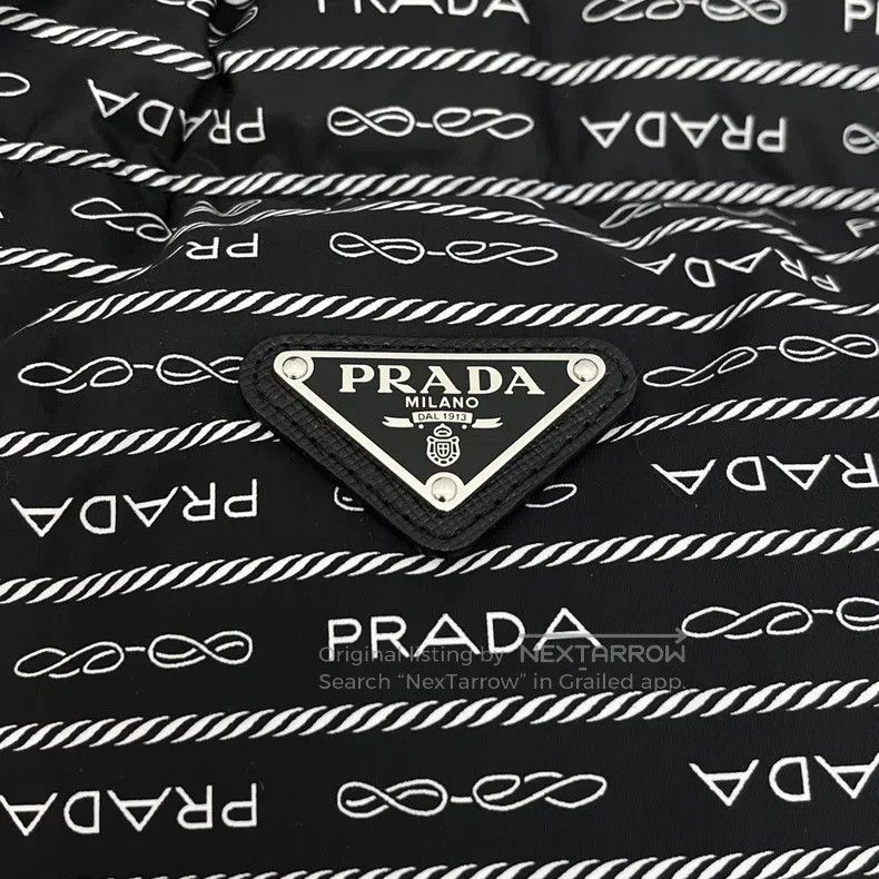 Prada Prada Black full logo metal triangle logo down coat Size US S / EU 44-46 / 1 - 9 Thumbnail