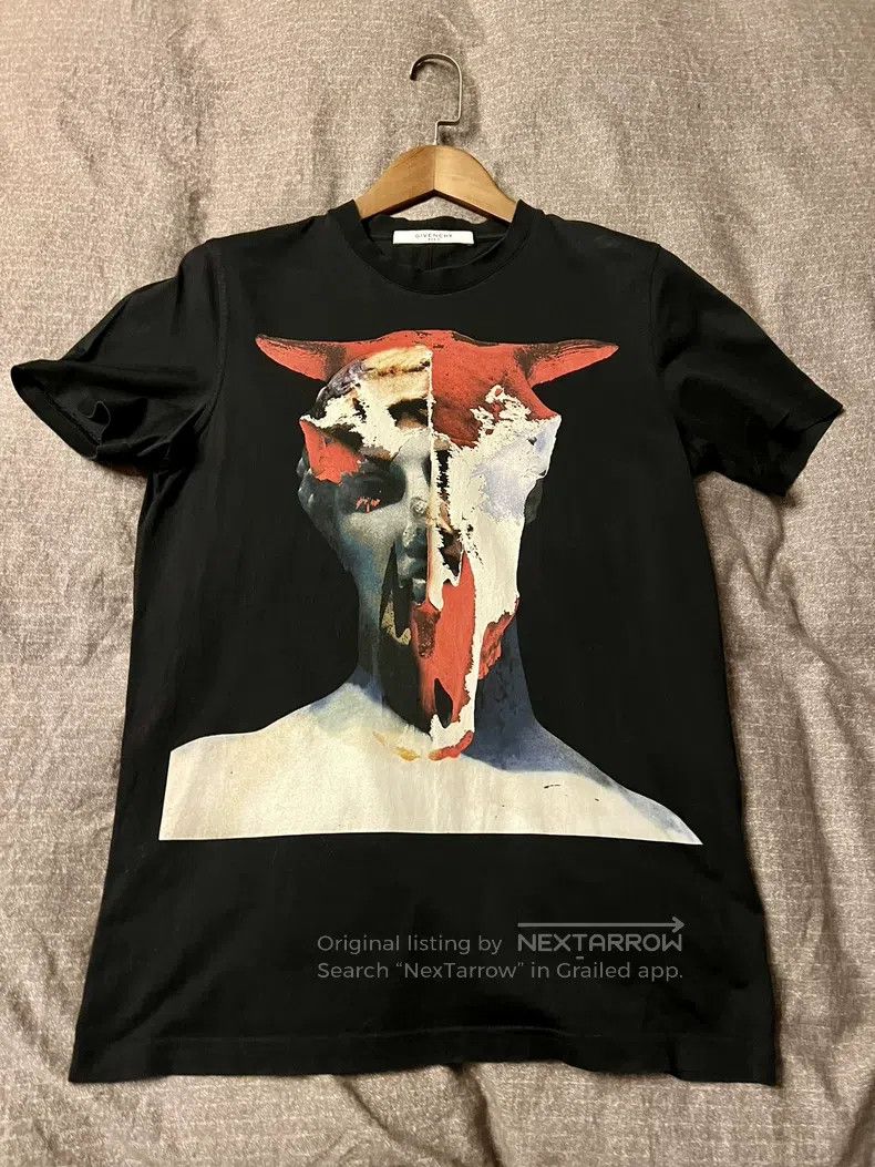 Givenchy Givenchy Printed Short Sleeve T-Shirt Size 10 Size US S / EU 44-46 / 1 - 1 Thumbnail