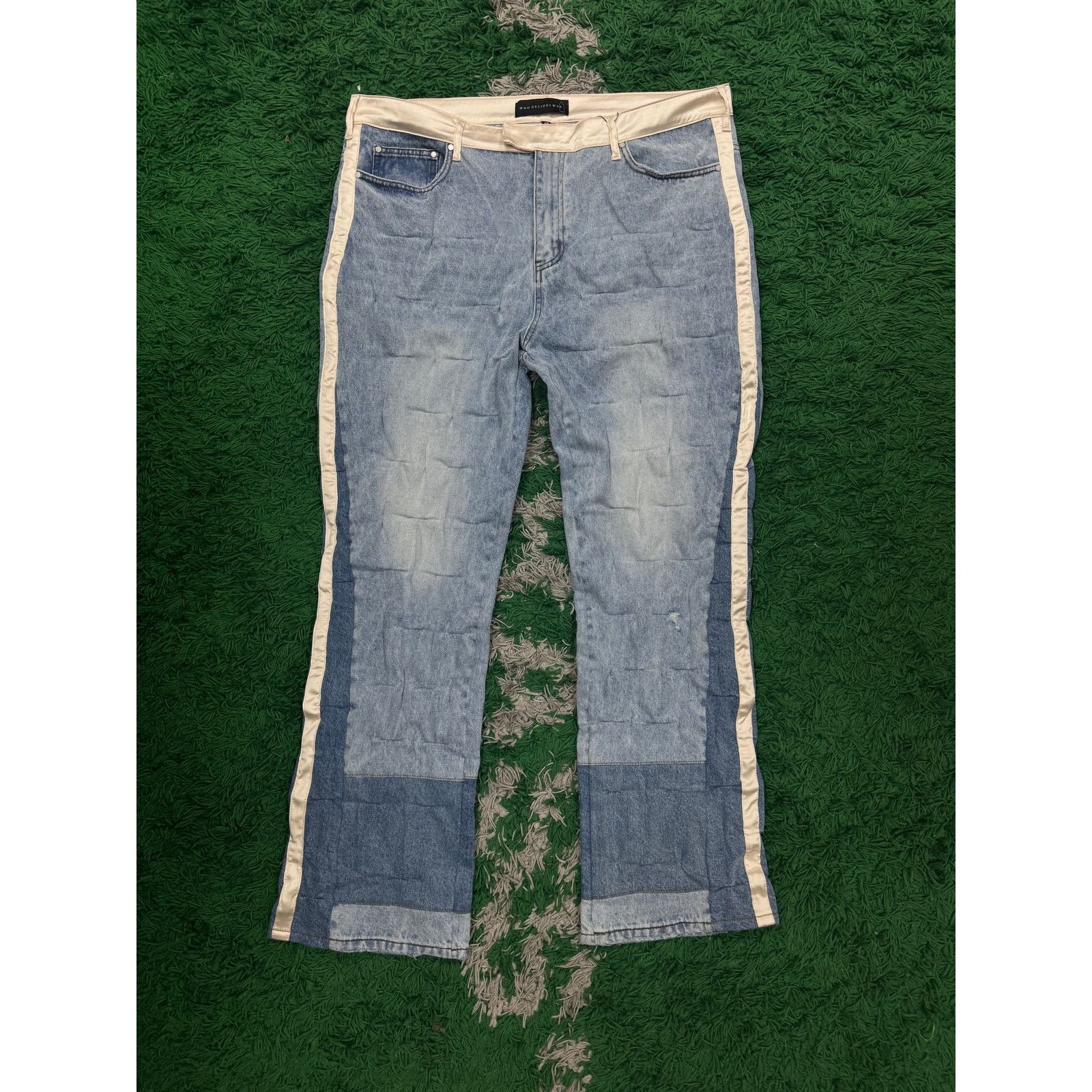 Who Decides War WDW Jeans Lightwash Plain Used 40 Size US 40 / EU 56 - 1 Thumbnail