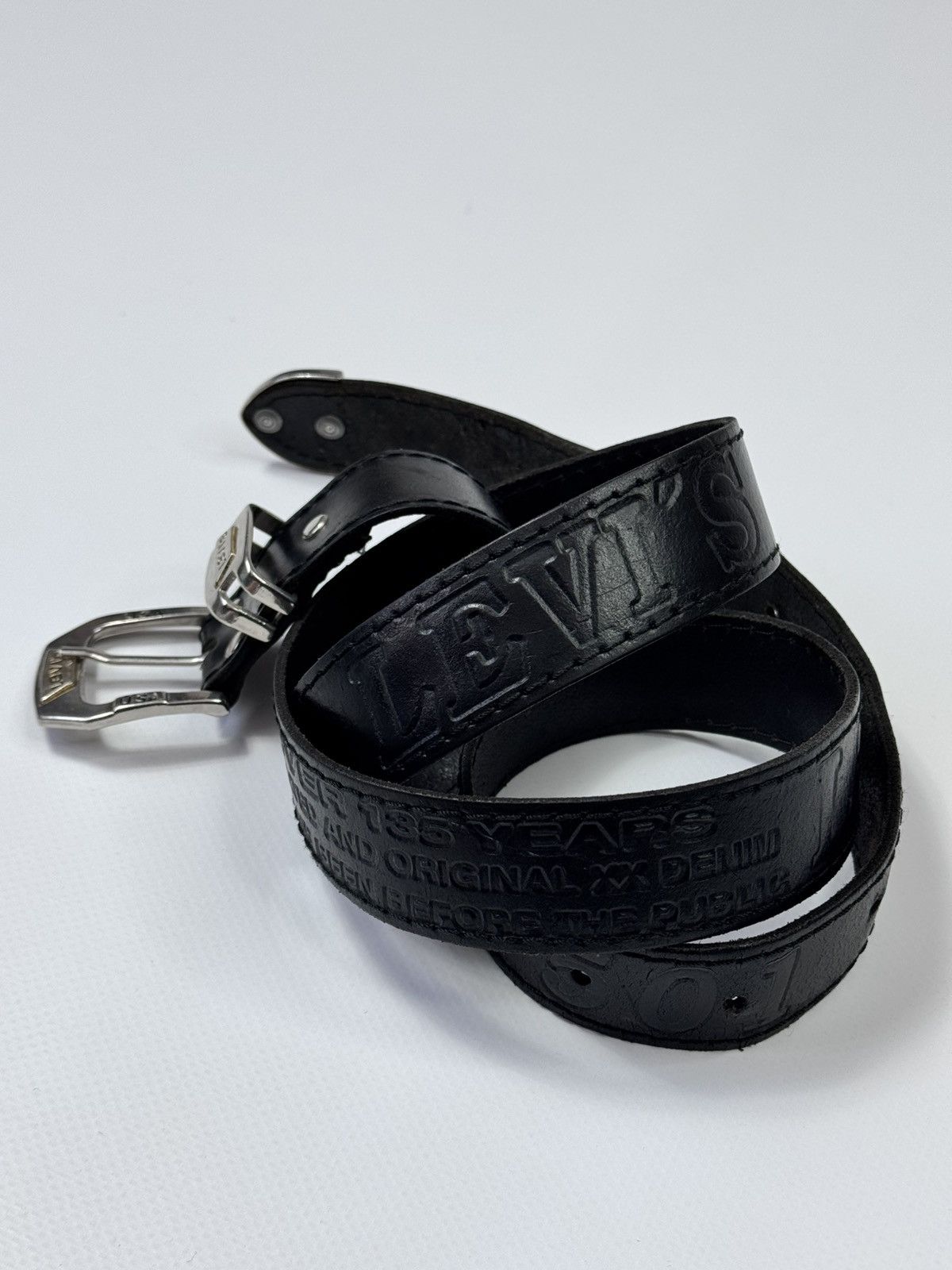 Levi's Vintage Levi’s 501 Logo Leather Belt USA Y2k distressed Size ONE SIZE - 2 Thumbnail