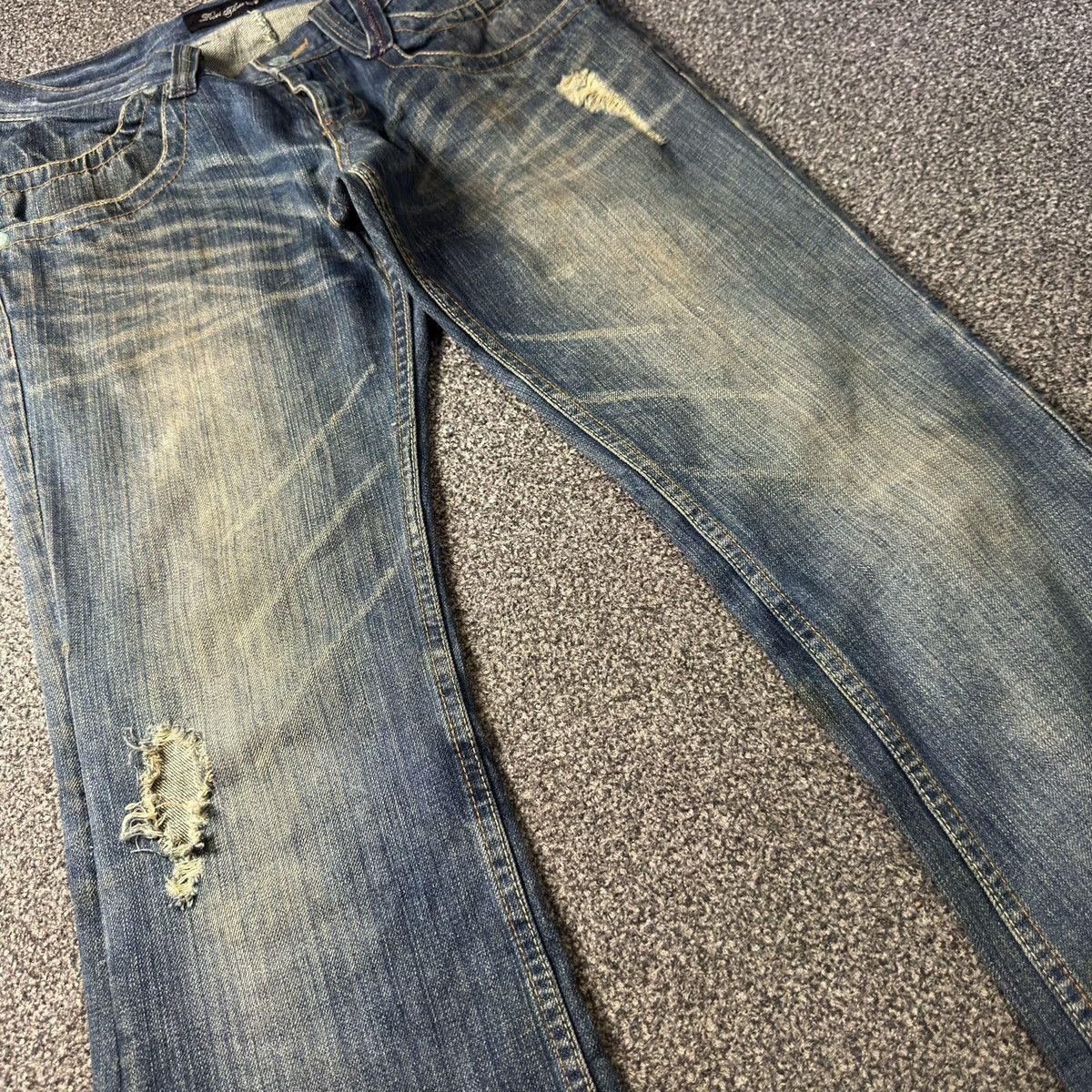 Hysteric Glamour 🇯🇵 Japanese Flared Y2k Root Three Dirty Wash Distressed Denim Size US 31 - 5 Thumbnail