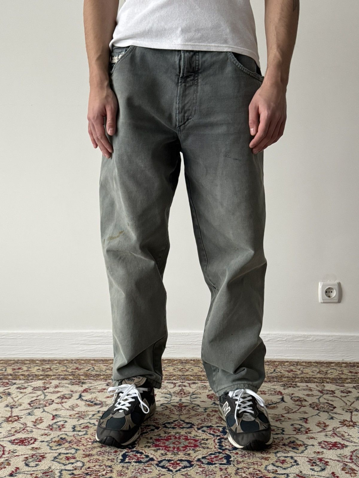 Vintage Vintage 90s Loose Fit Distressed Faded Green Jeans Pants Size US 34 / EU 50 - 1 Thumbnail