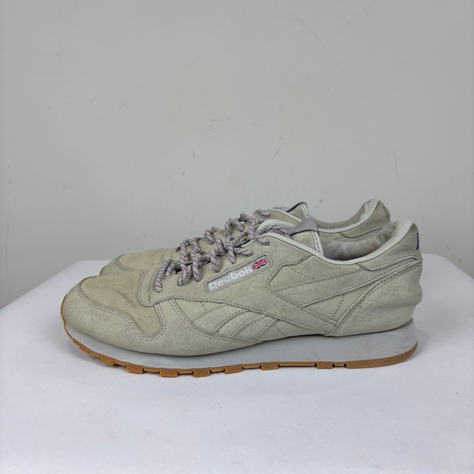 Kendrick Lamar × Reebok × Top Dawg Entertainment Reebok x TDE Kendrick Lamar Classic Neutral Sneakers Mens 11 Size US 11 / EU 44 - 5 Thumbnail