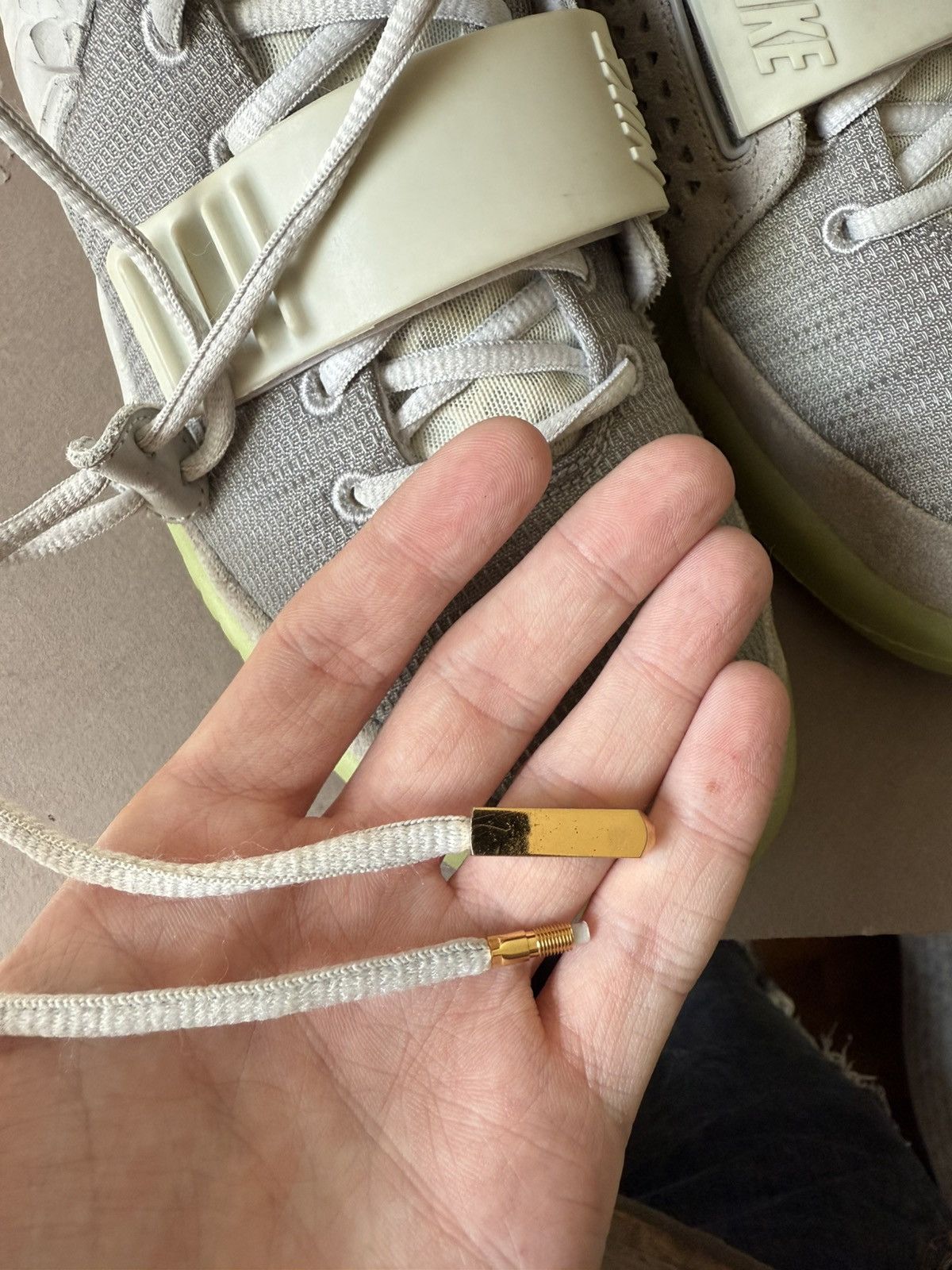 Kanye West × Nike Nike Air Yeezy 2 “Pure Platinum” Size US 11 / EU 44 - 9 Thumbnail