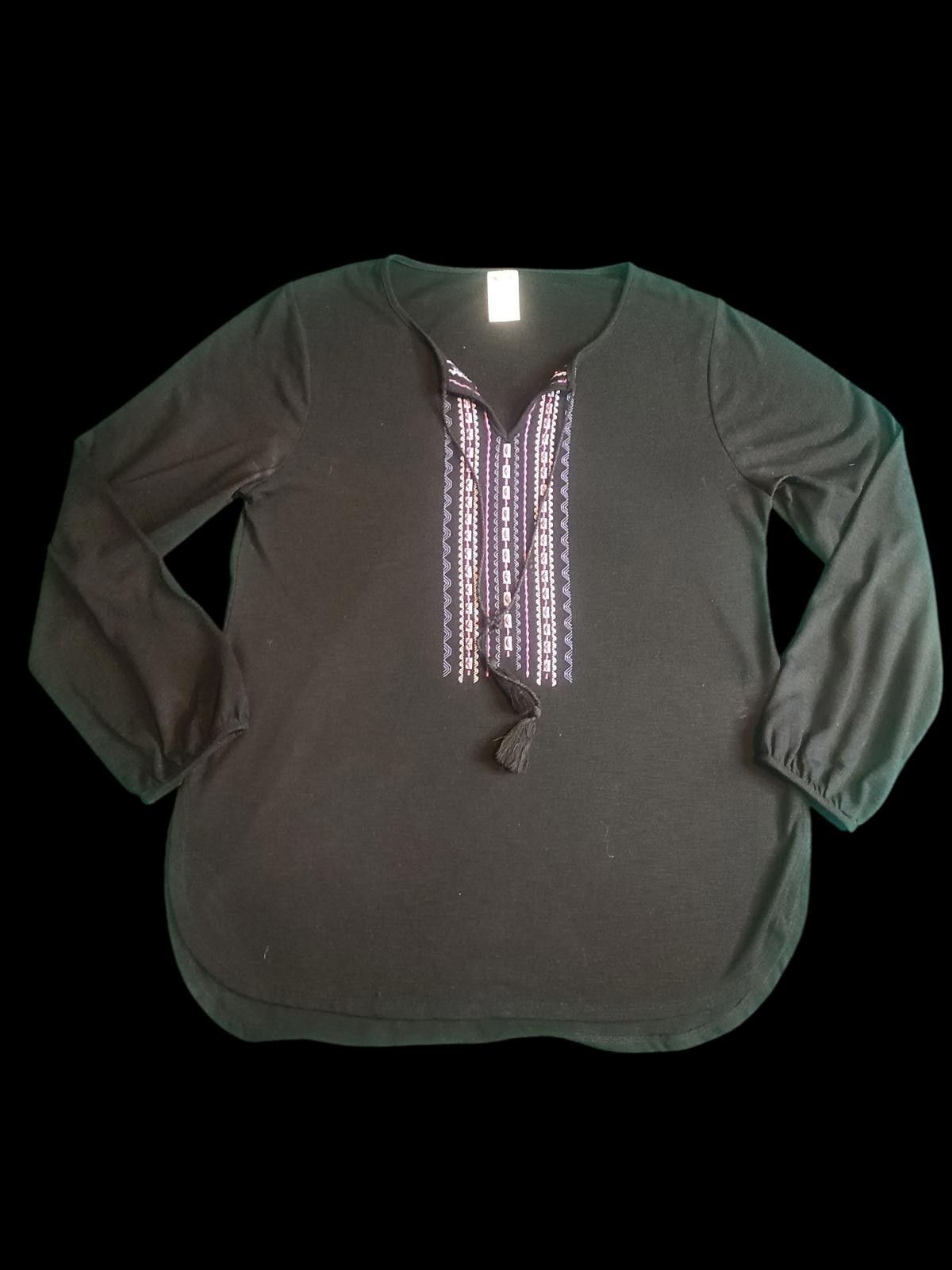 Faded Glory Faded Glory Long Sleeve Women's Tunic with Embroidered Front Size M / US 6-8 / IT 42-44 - 4 Thumbnail