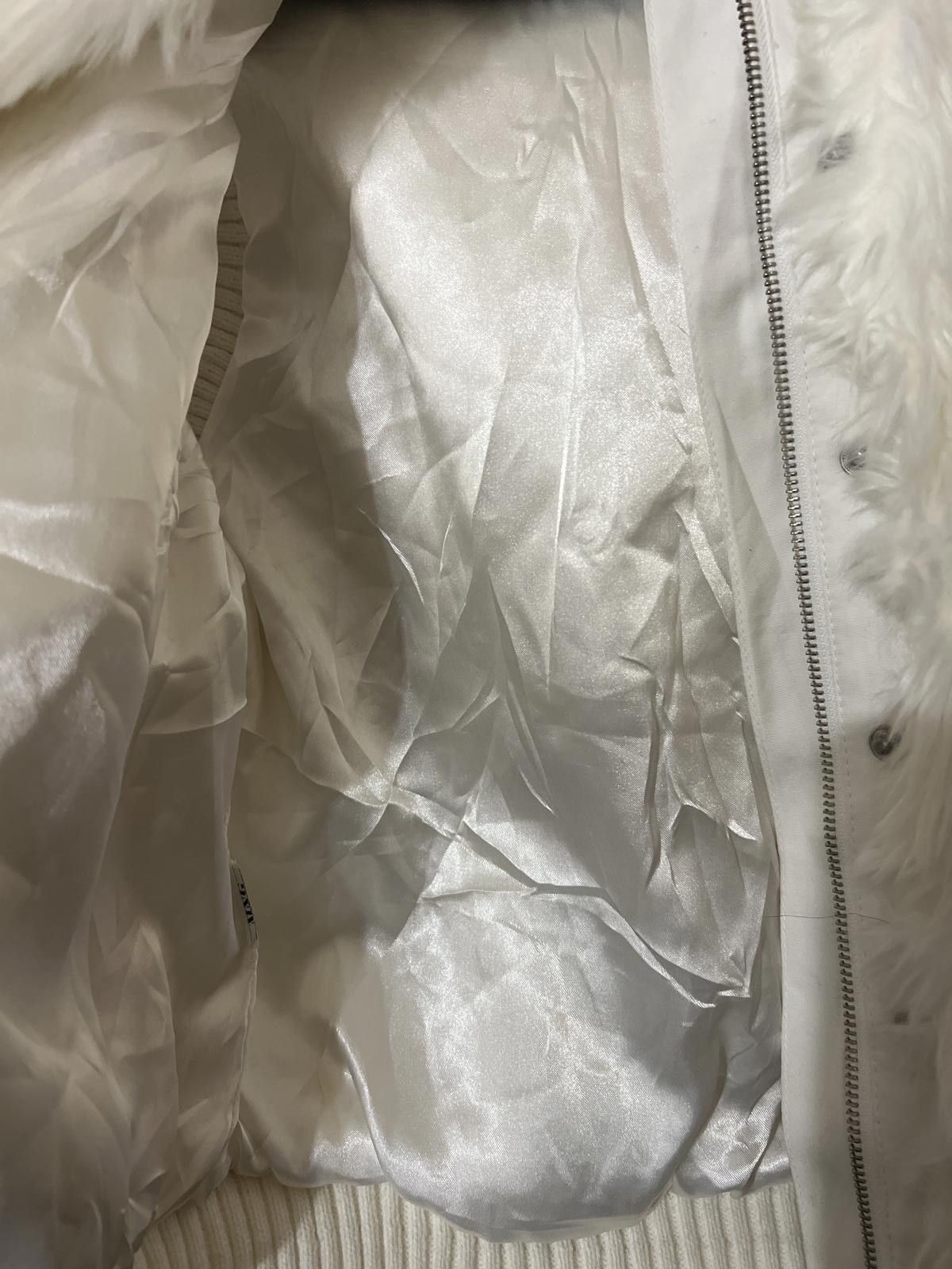 Other MNG White Faux Fur Hooded Vest with Ribbed Hem XS Coquette Size XS / US 0-2 / IT 36-38 - 5 Thumbnail