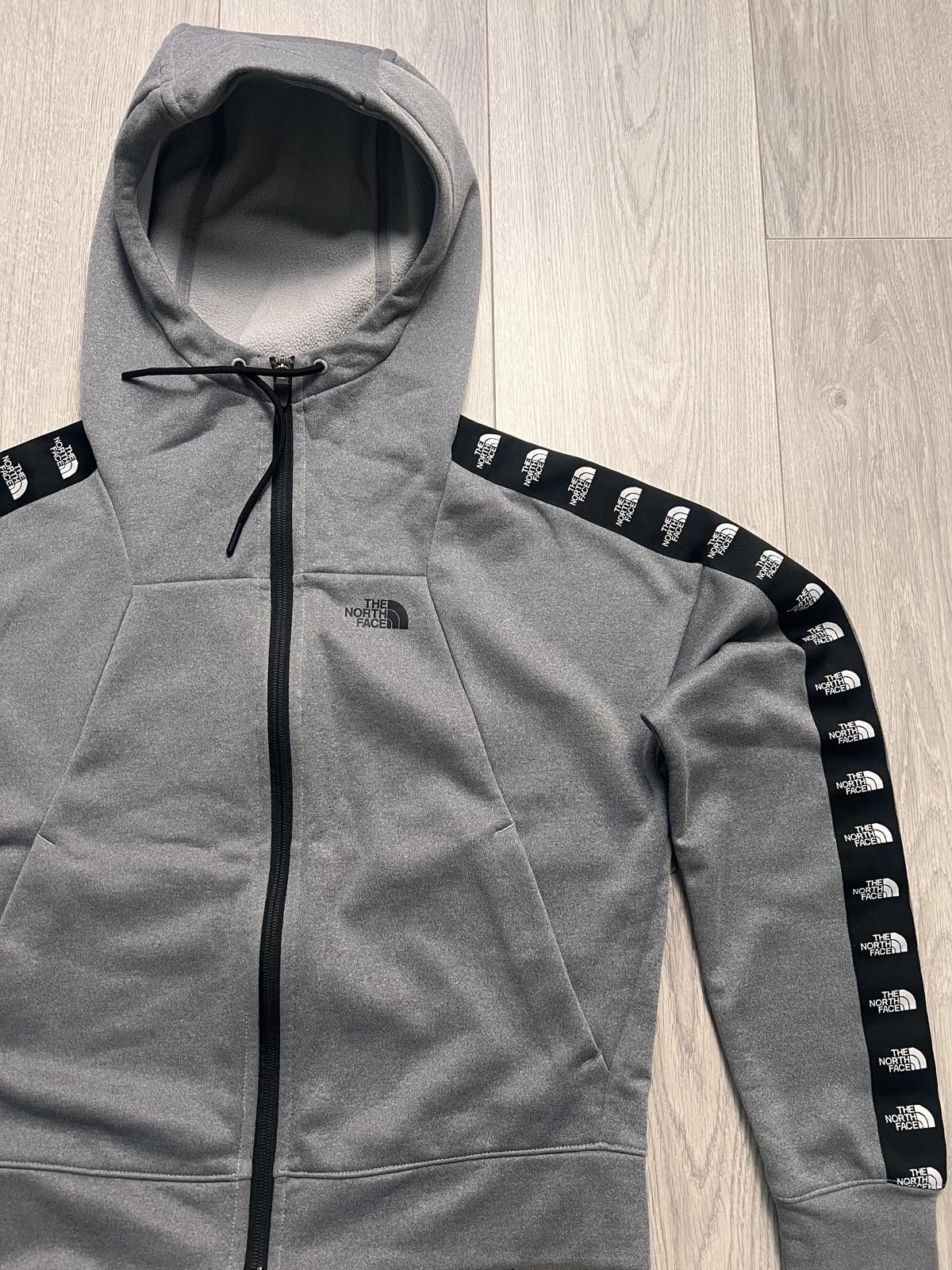 The North Face The North Face Fullzip • Women’s M • Size ONE SIZE - 2 Thumbnail