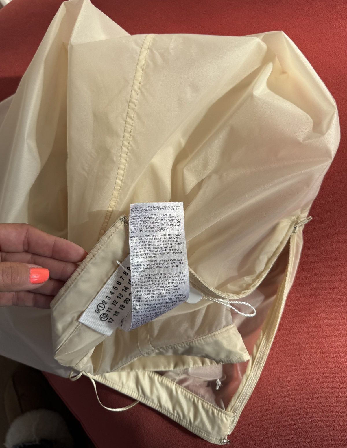 Maison Margiela Maison Martin Margiela pencil semisheer cream skirt,size XS Size 26" / US 2 / IT 38 - 10 Thumbnail
