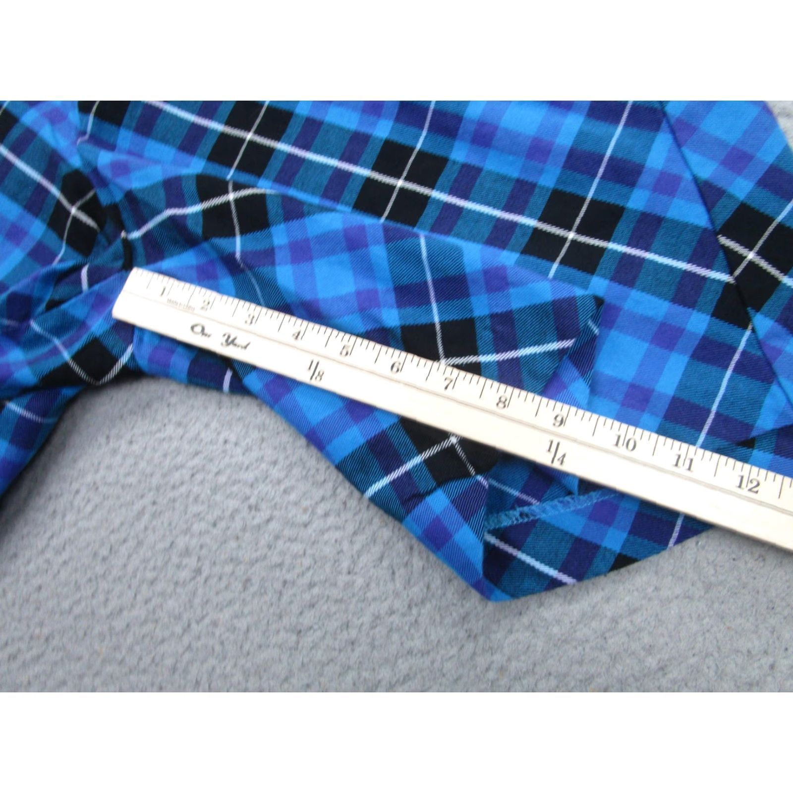 Vintage Royal & Awesome Shorts Mens 42 Blue Black Plaid Golf Stretch Chino Zip Fly Regular Cotton Spandex Pockets Breathable Activewear Casual Mens Size US 42 / EU 58 - 4 Thumbnail