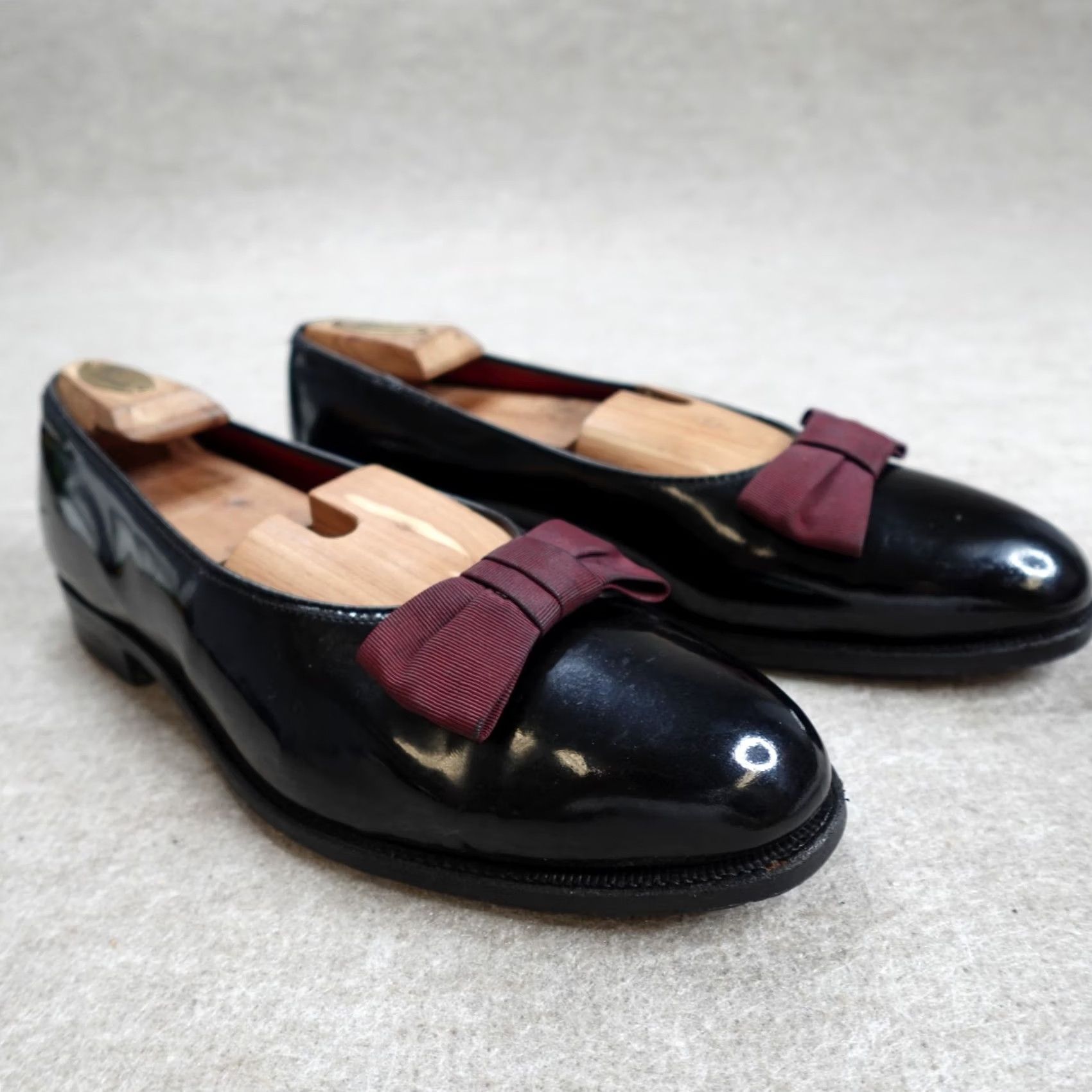 Alden VINTAGE Alden Men's Black Patent Leather Opera Pumps 9 B/D Bow Tie Dress Made in USA Size US 9 / EU 42 - 3 Thumbnail