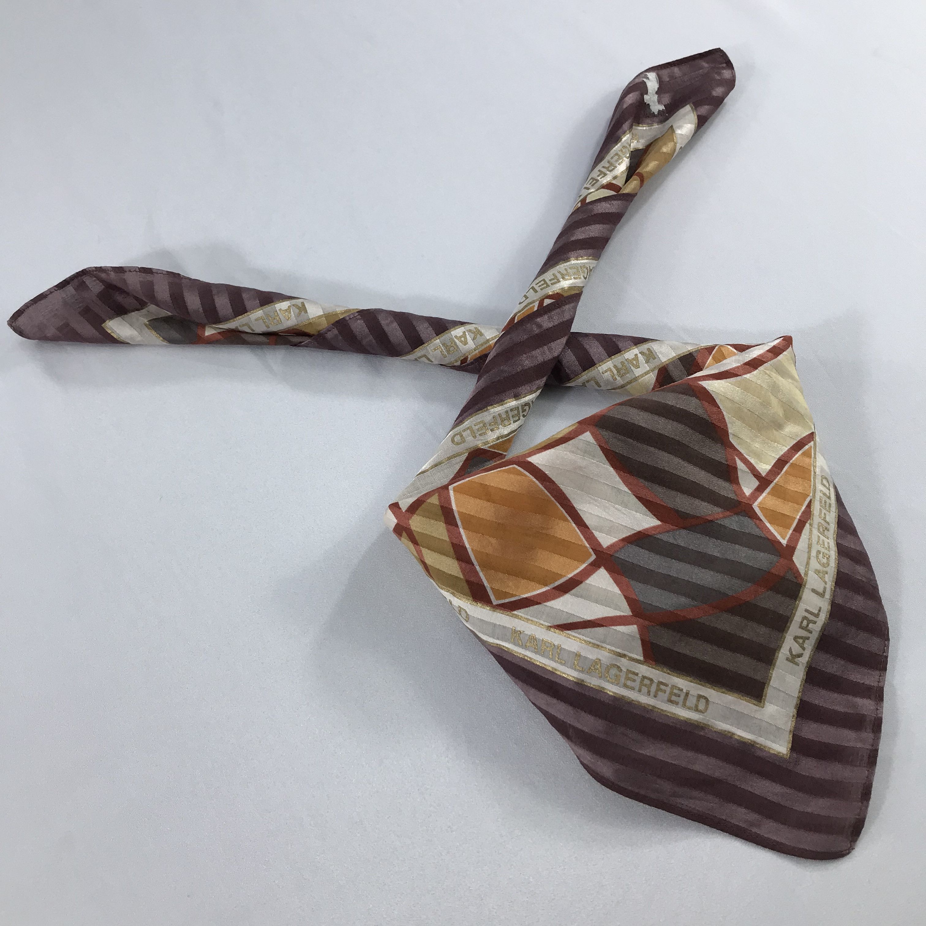 Karl Lagerfeld × Vintage Karl Lagerfeld Bandana / Handkerchief / Neckerchief -S2355 Size ONE SIZE - 4 Thumbnail