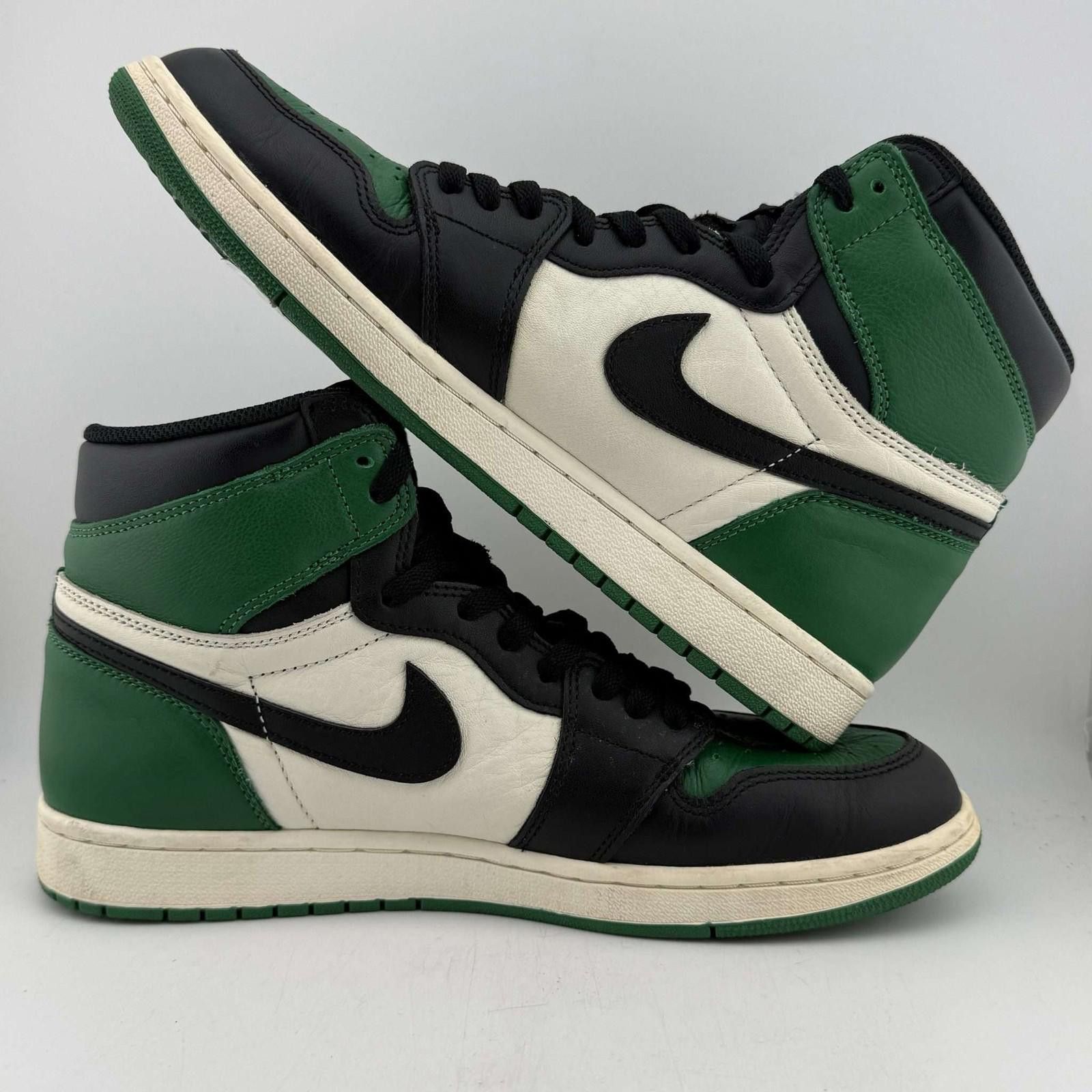 Nike Air Jordan 1 High Pine Green US 11 Used with Box 555088-302 Size US 11 / EU 44 - 7 Thumbnail