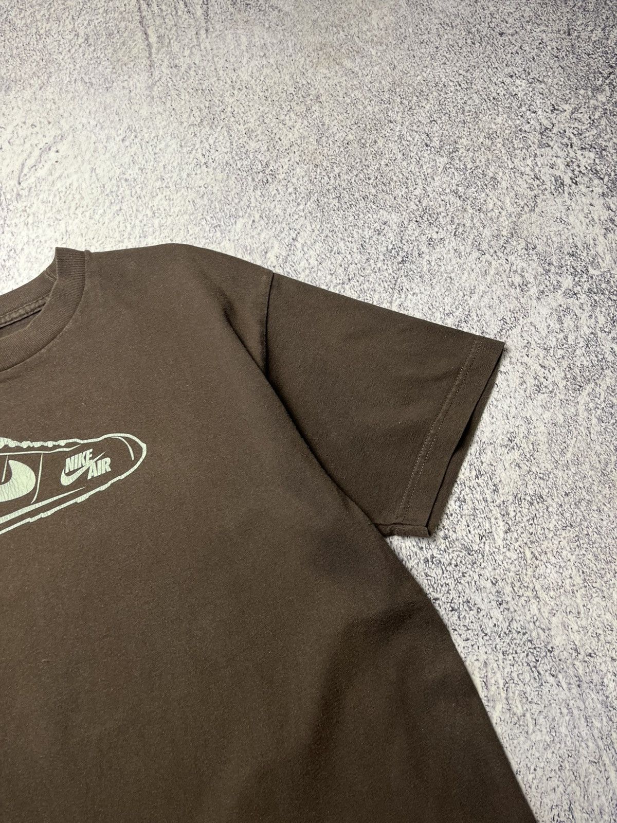 Nike Vintage Nike Brown T Shirt Cortez Big Logo Y2K Streetwear Size US M / EU 48-50 / 2 - 9 Thumbnail