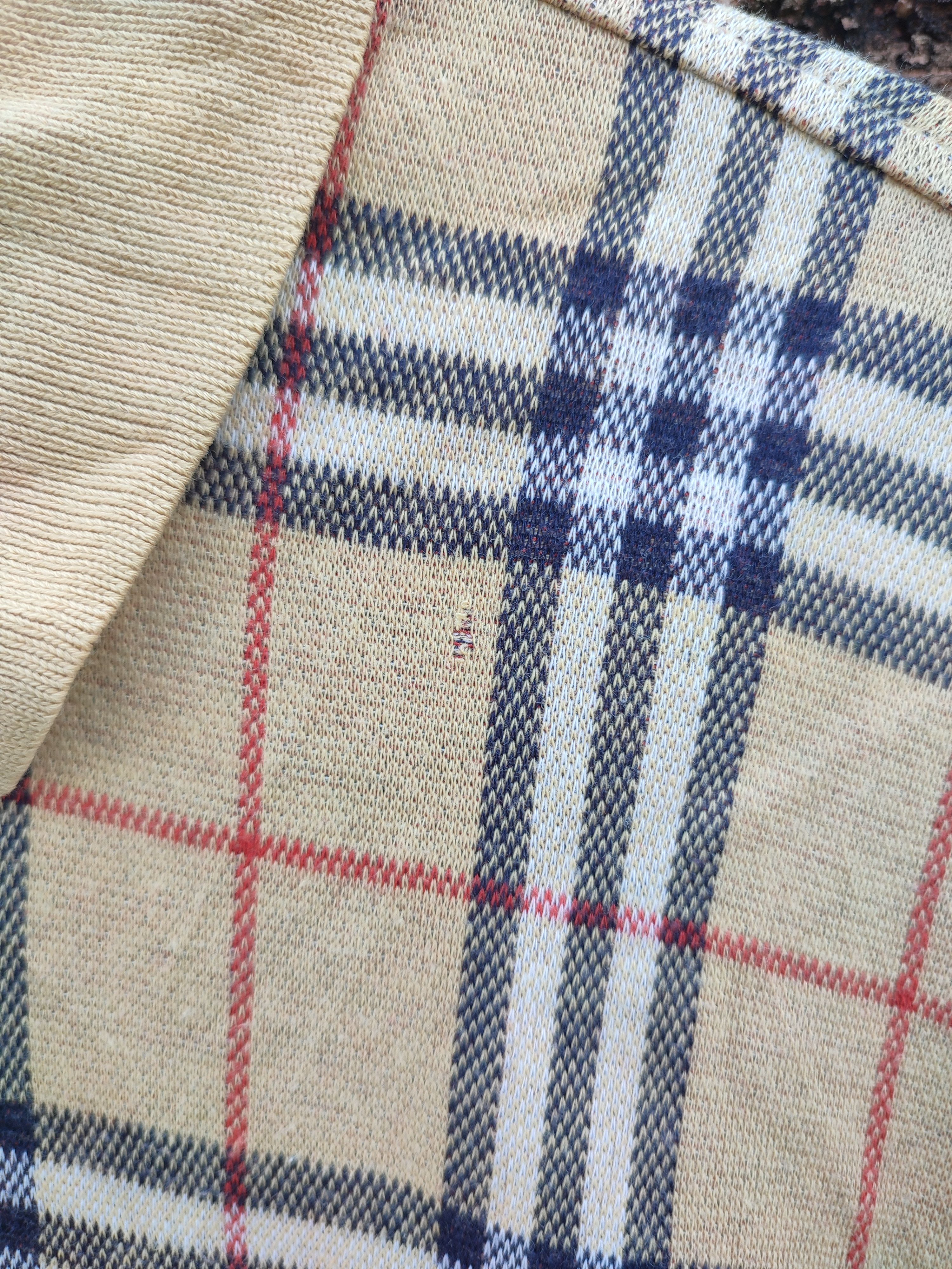Burberry VINTAGE BURBERRYS NOVACHECK TSHIRT Size US M / EU 48-50 / 2 - 6 Thumbnail