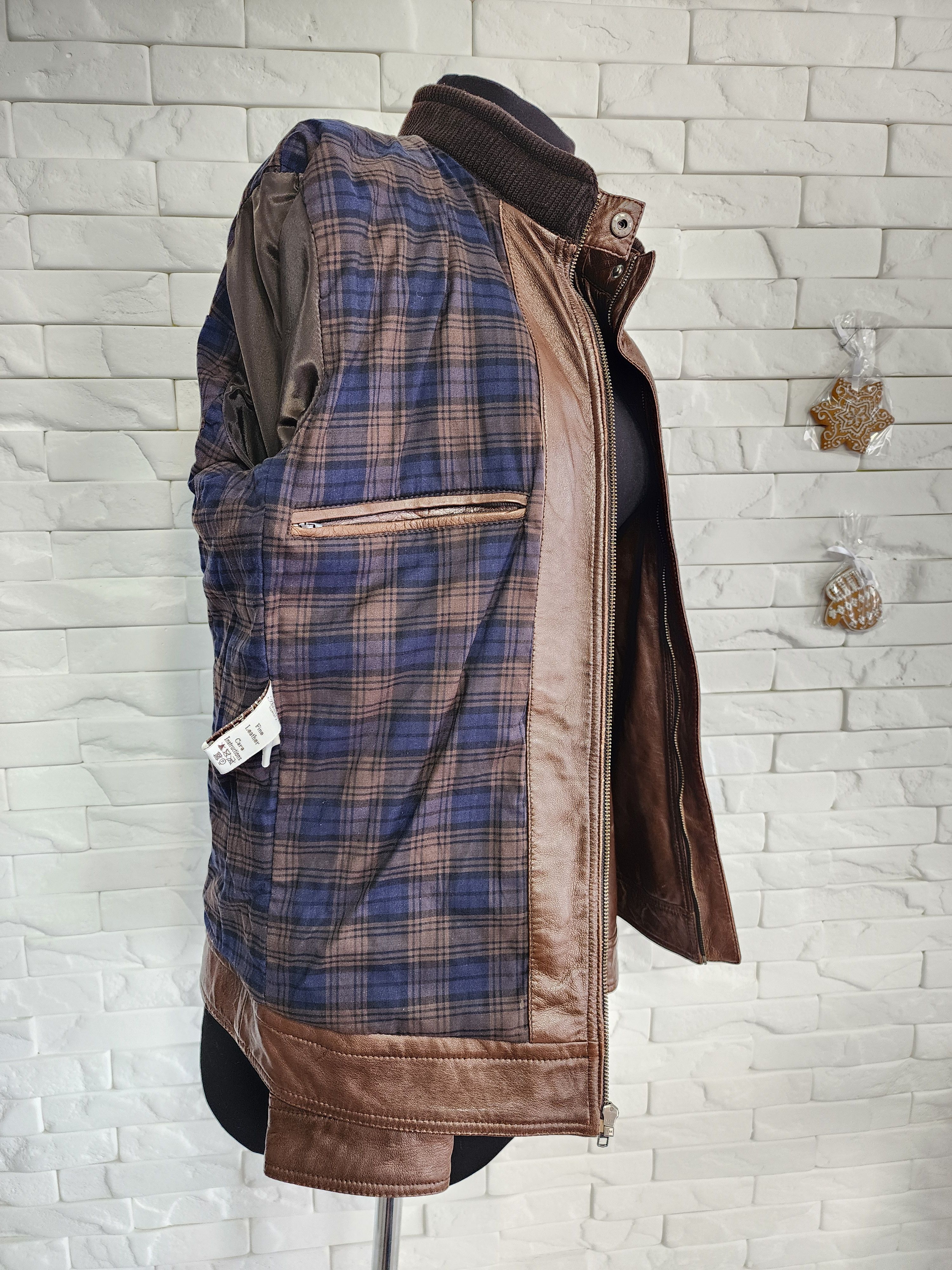 Other Men's Brown Genuine Leather Jacket: Zip Pockets Size US M / EU 48-50 / 2 - 9 Thumbnail