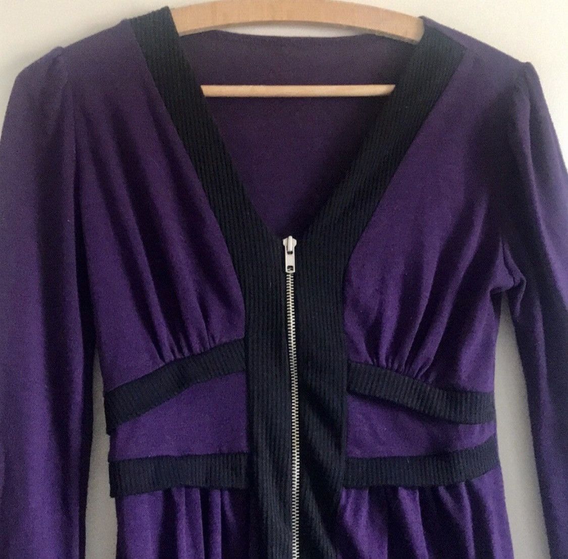 Vintage LVLX BLACK & PURPLE EMBROIDERED ZIP UP SWEATER TUNIC TOP Size M / US 6-8 / IT 42-44 - 3 Thumbnail