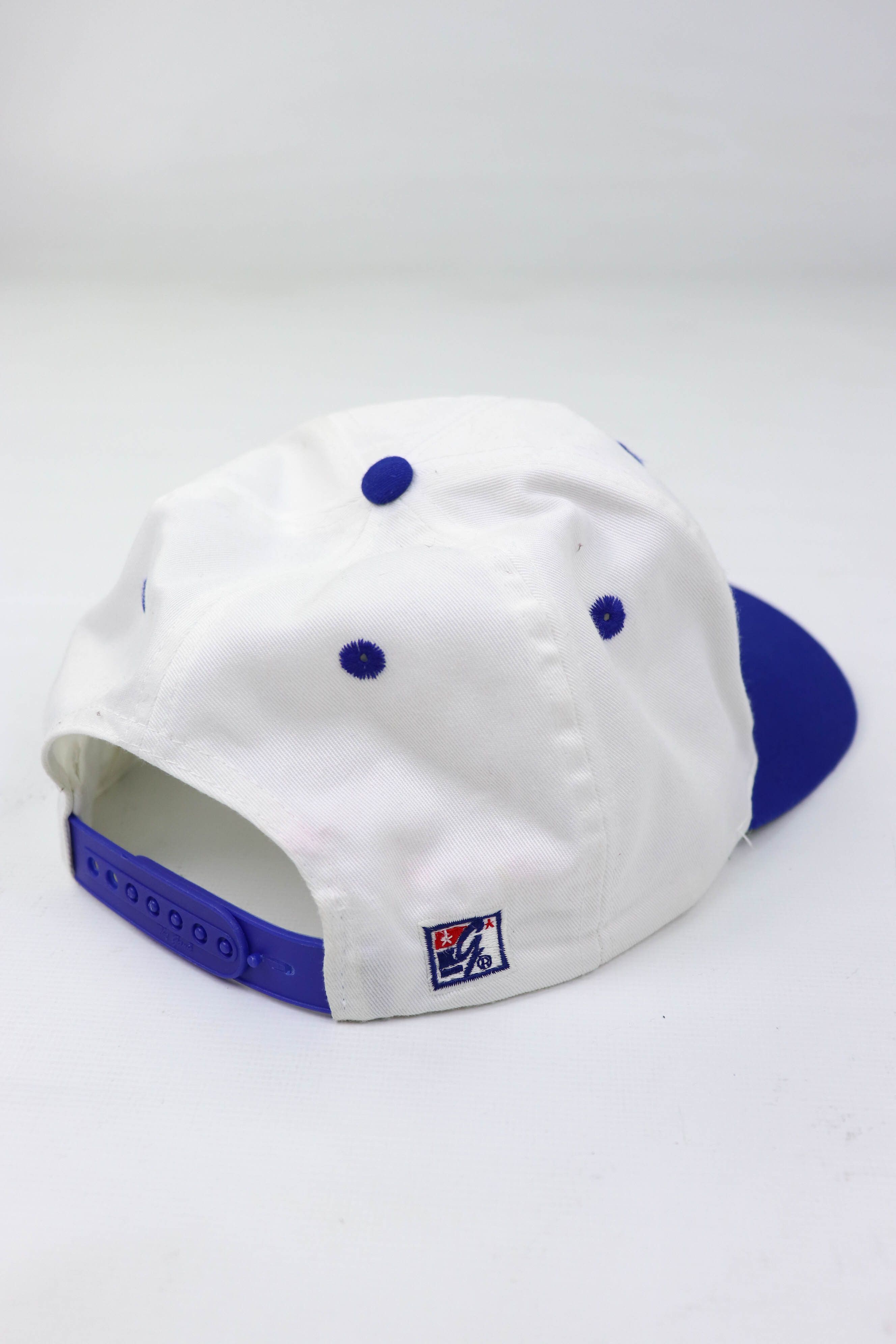 NCAA 90s Vintage UCLA Bruins '95 National NCAA Seattle Cap Size ONE SIZE - 9 Thumbnail
