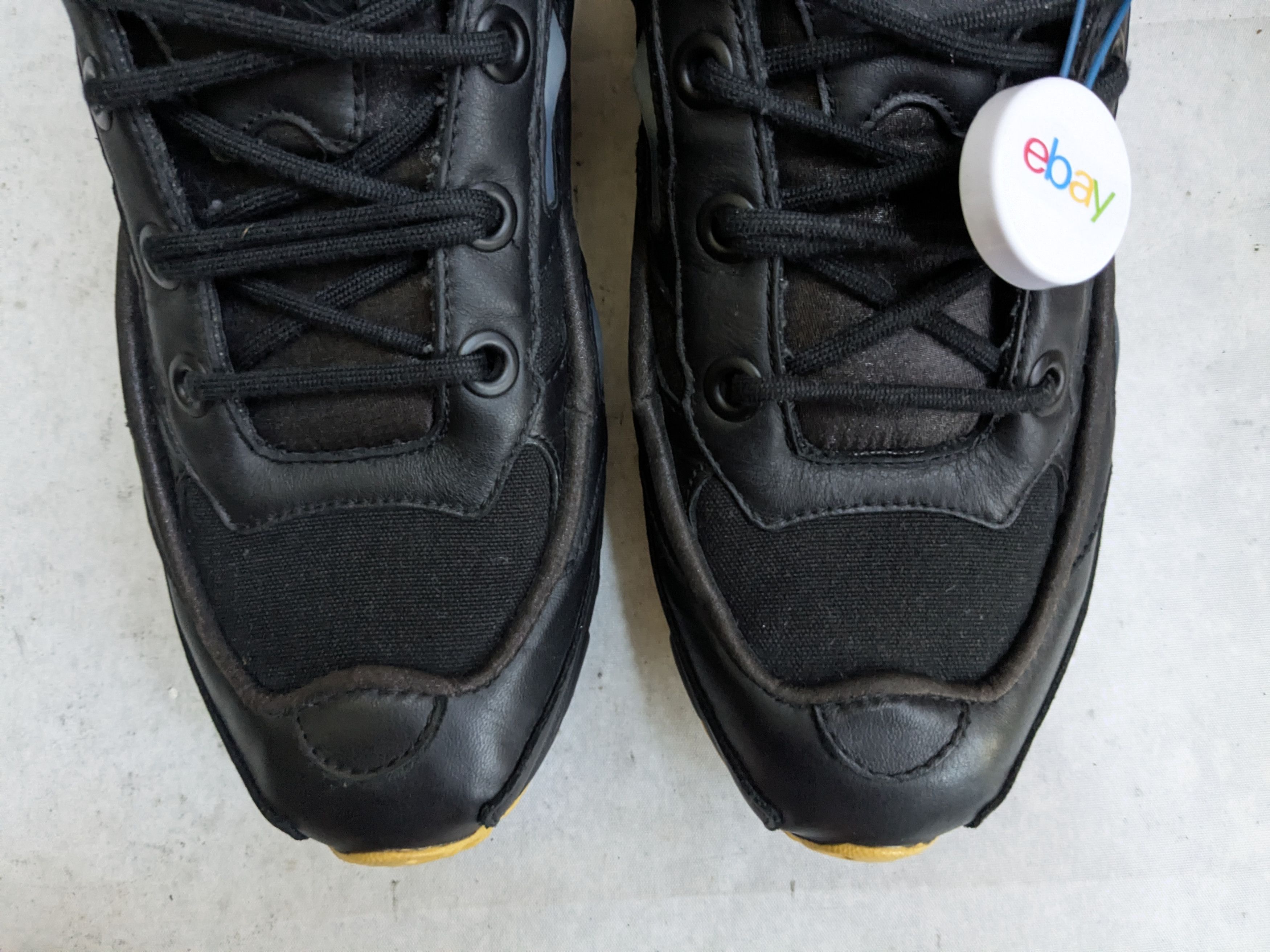 Raf Simons Adidas x Raf Simons Ozweego Black Corn 9 BB6741 Size US 9 / EU 42 - 2 Thumbnail