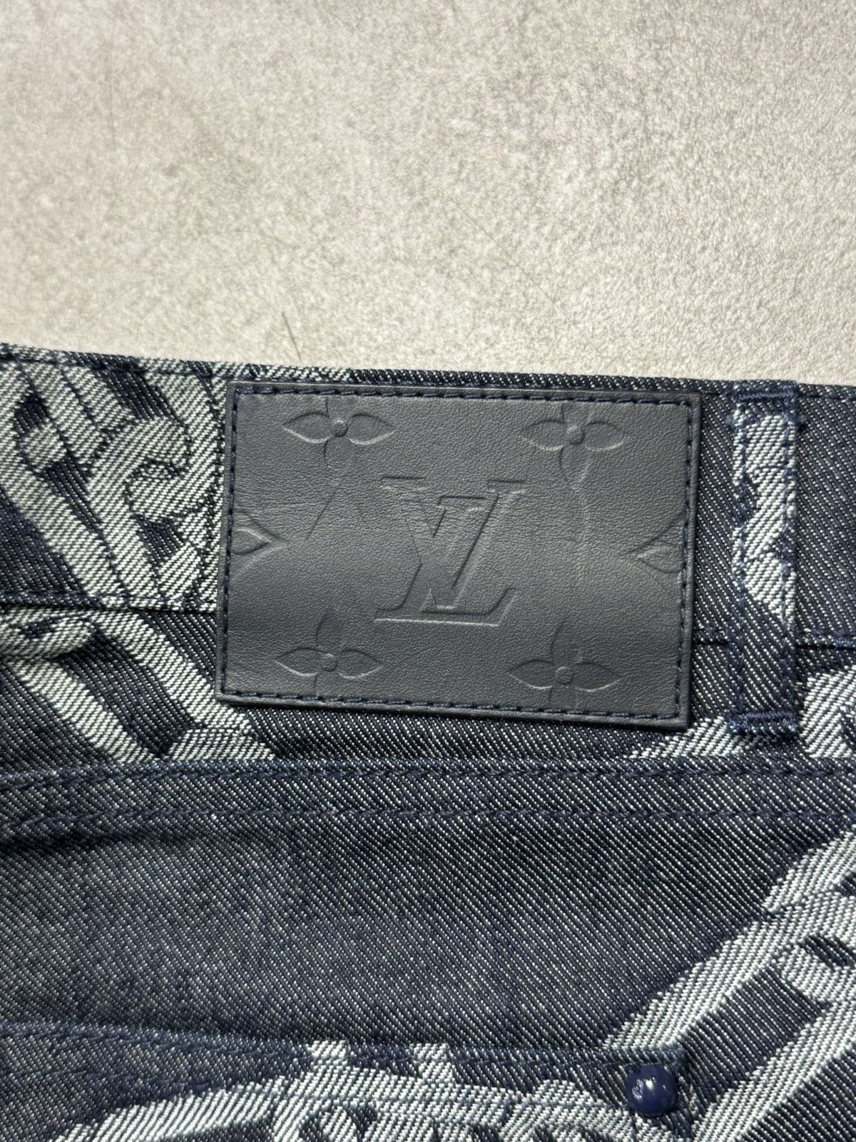 Louis Vuitton Louis Vuitton Chain Denim Pants Virgil Abloh Size US 31 - 3 Thumbnail