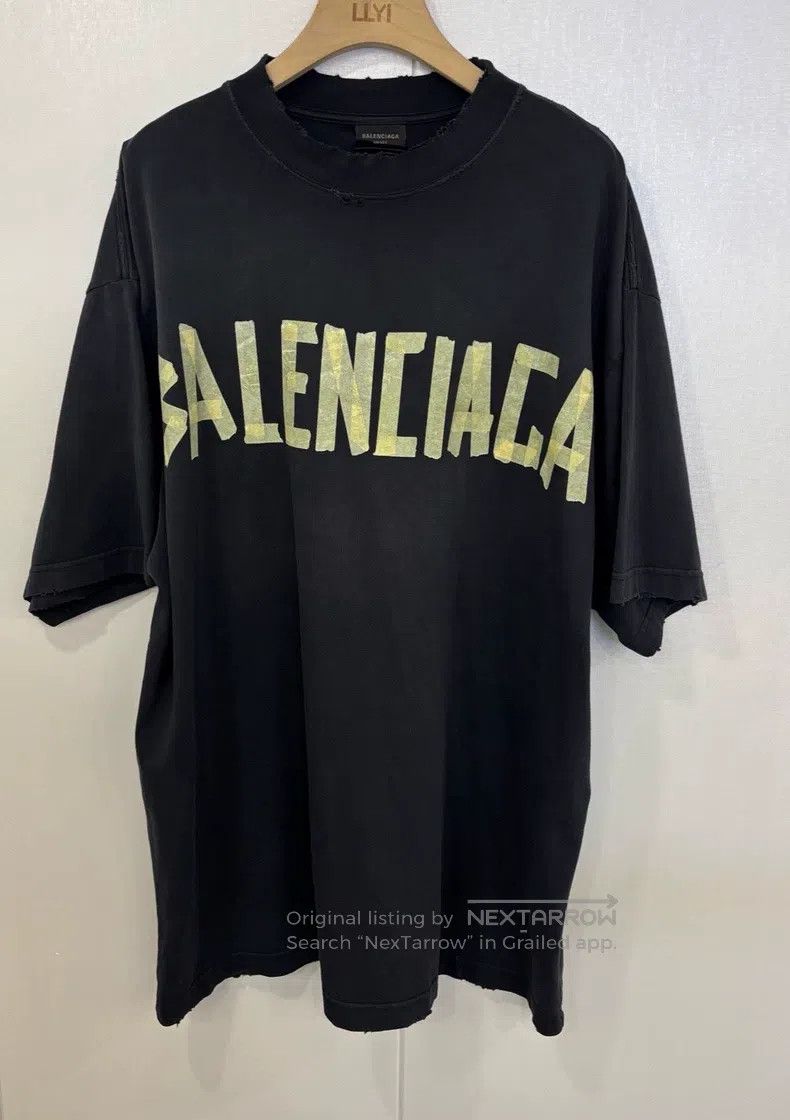 Balenciaga Balenciaga Black Tape Printed Short Sleeve Size US S / EU 44-46 / 1 - 1 Thumbnail