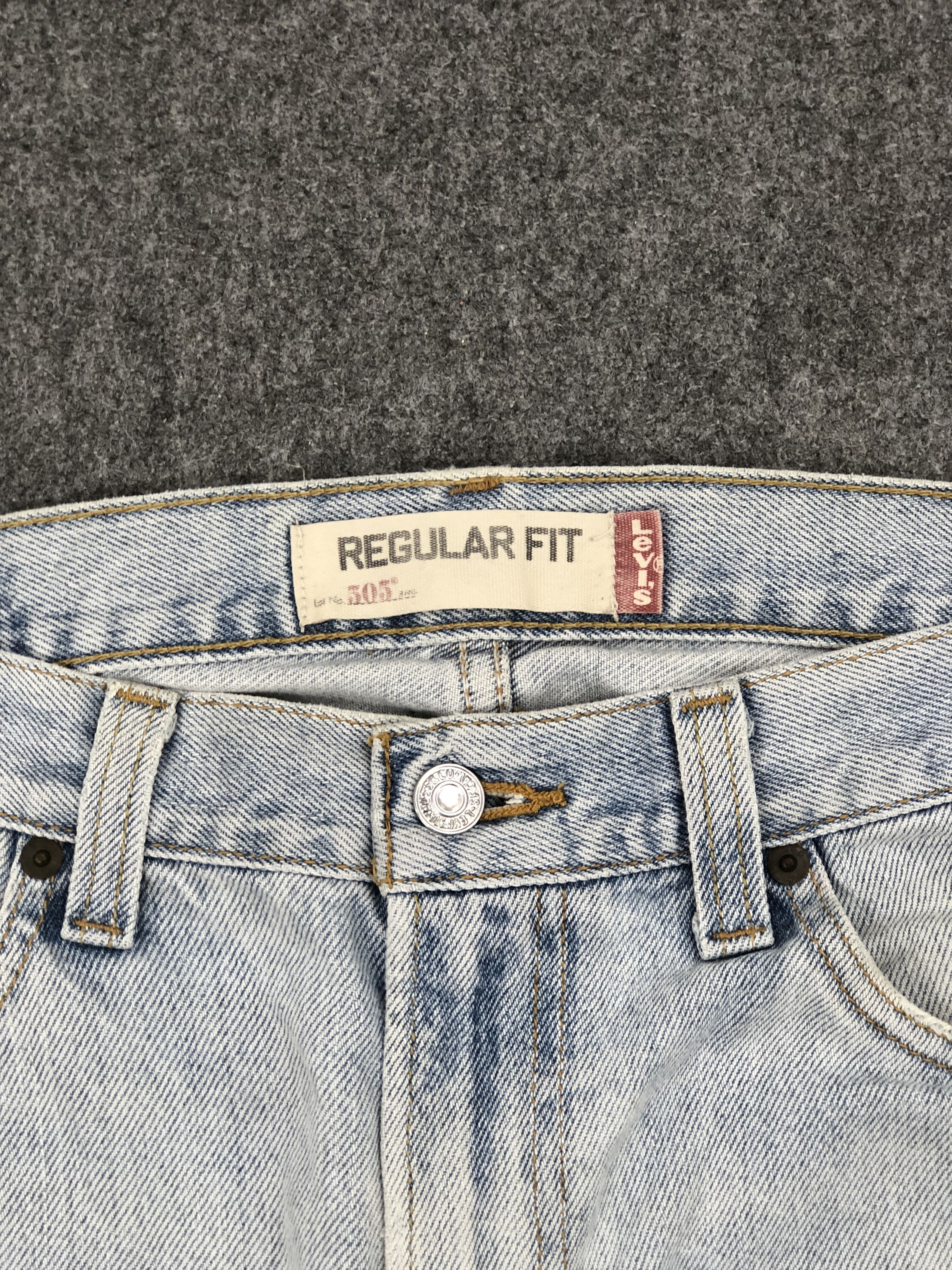 Levi's × Vintage Light Washed Vintage Levis 505 Jeans Size US 33 - 10 Thumbnail