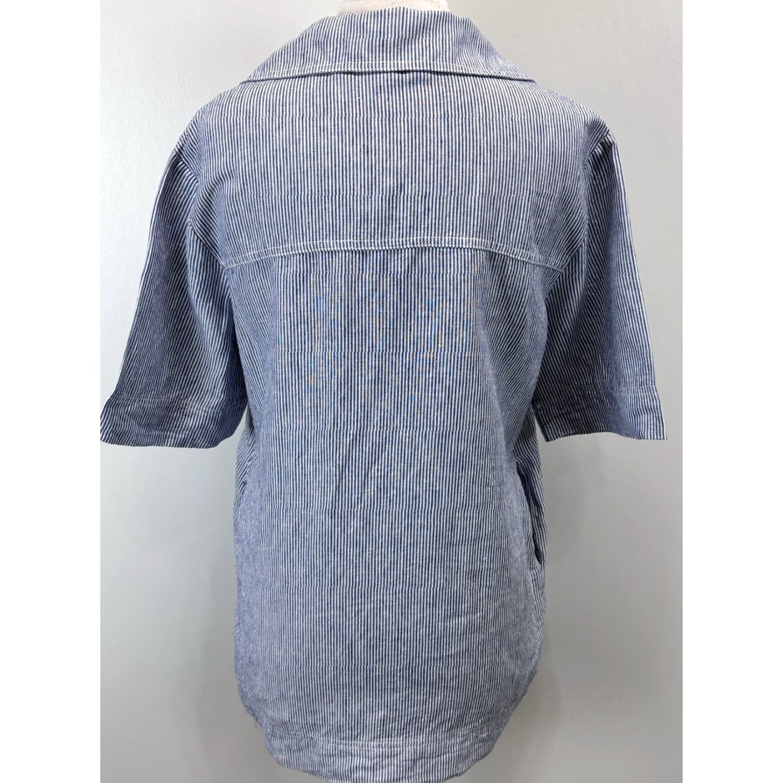 Vintage VINTAGE The Pants Store Linen Tunic Shirt Women’s S Blue White Striped Pockets Collared Long Sleeve 100% Linen Casual Spring Summer Fall Womens Size S / US 4 / IT 40 - 3 Thumbnail