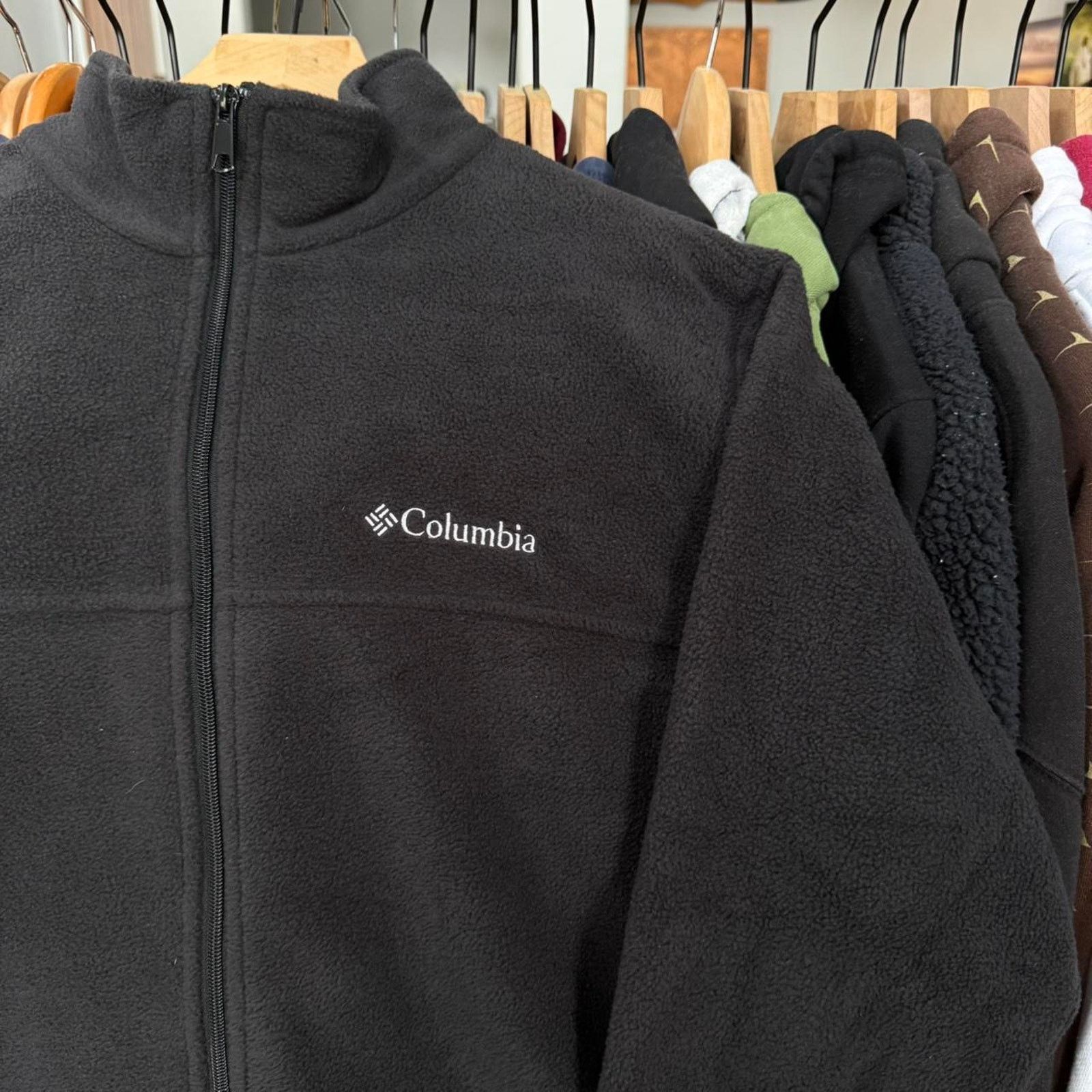 Columbia Columbia Sportswear Fleece Zip Up Black Like New Size US L / EU 52-54 / 3 - 3 Thumbnail