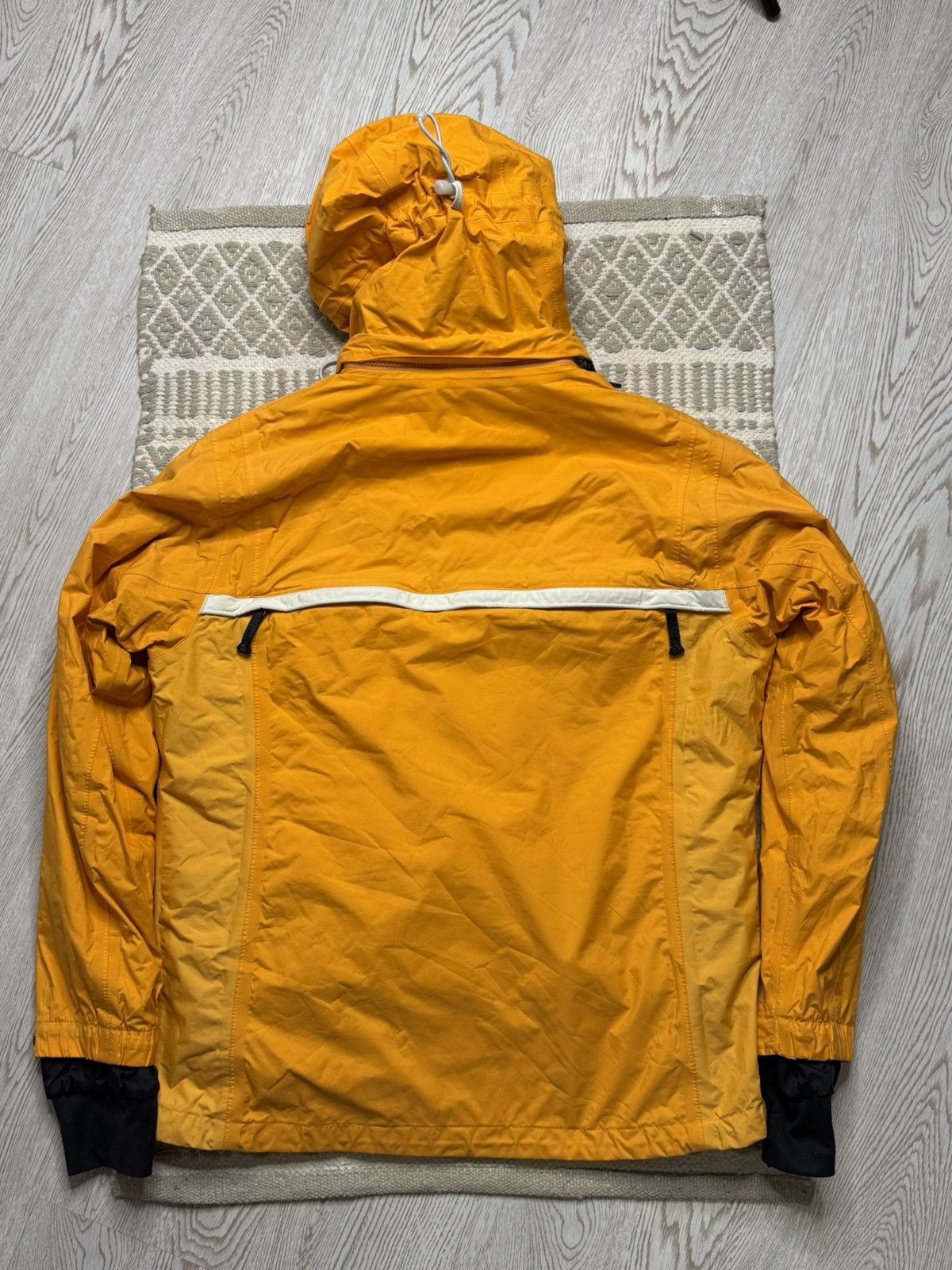Nike ACG Vintage Nike ACG Storm Git Ski Orange Jacket size L wmns Size L / US 10 / IT 46 - 12 Thumbnail