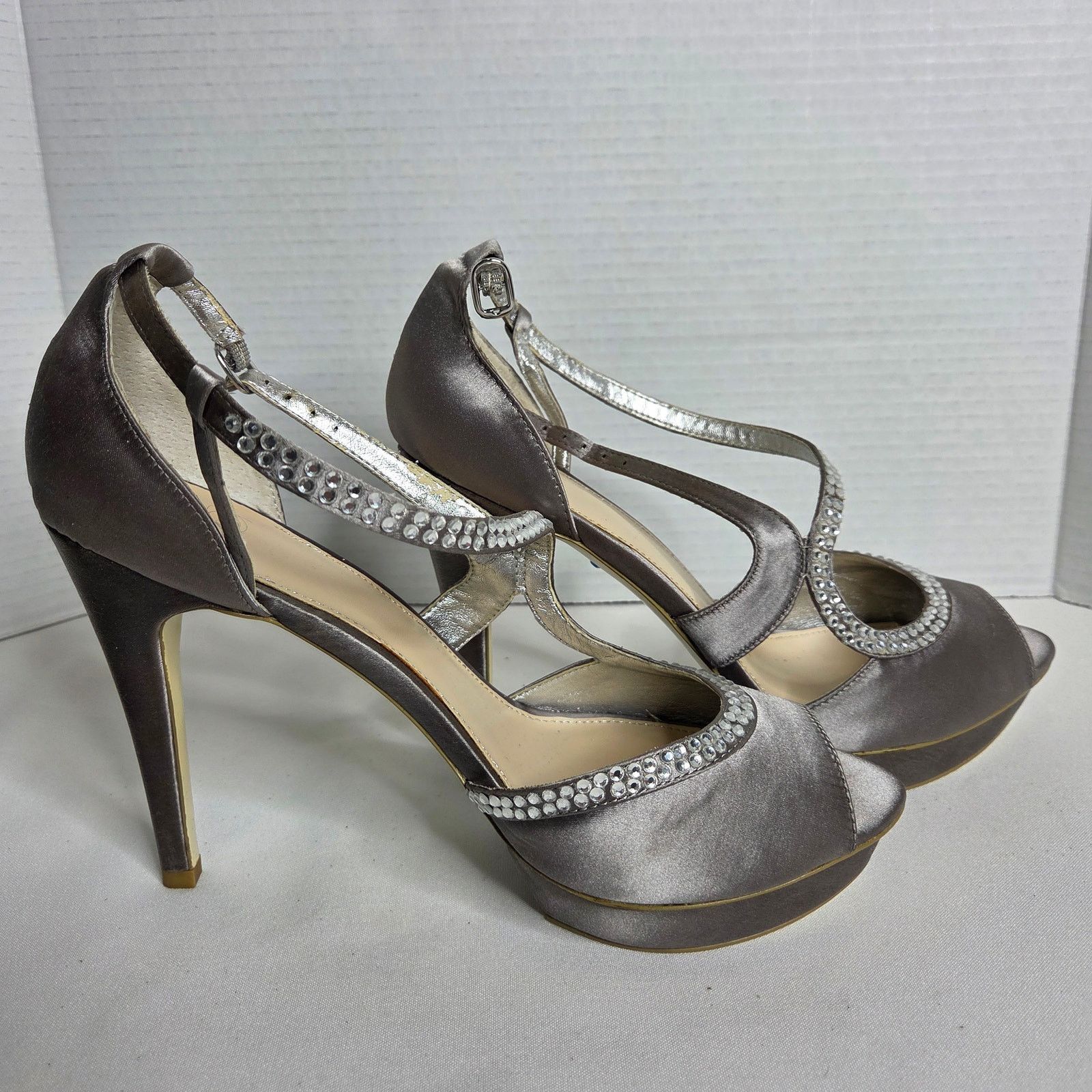 Disney Disney The Glass Slipper Collection Women's Shoes Size 10 Size US 10 / IT 40 - 4 Thumbnail
