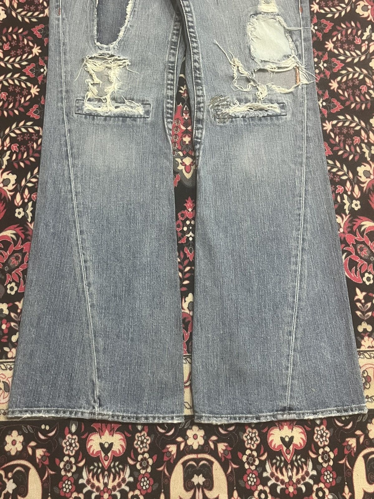 True Religion Vintage True Religion “Berkeley” Trashed Blue Flare Jeans Size US 30 / EU 46 - 10 Thumbnail