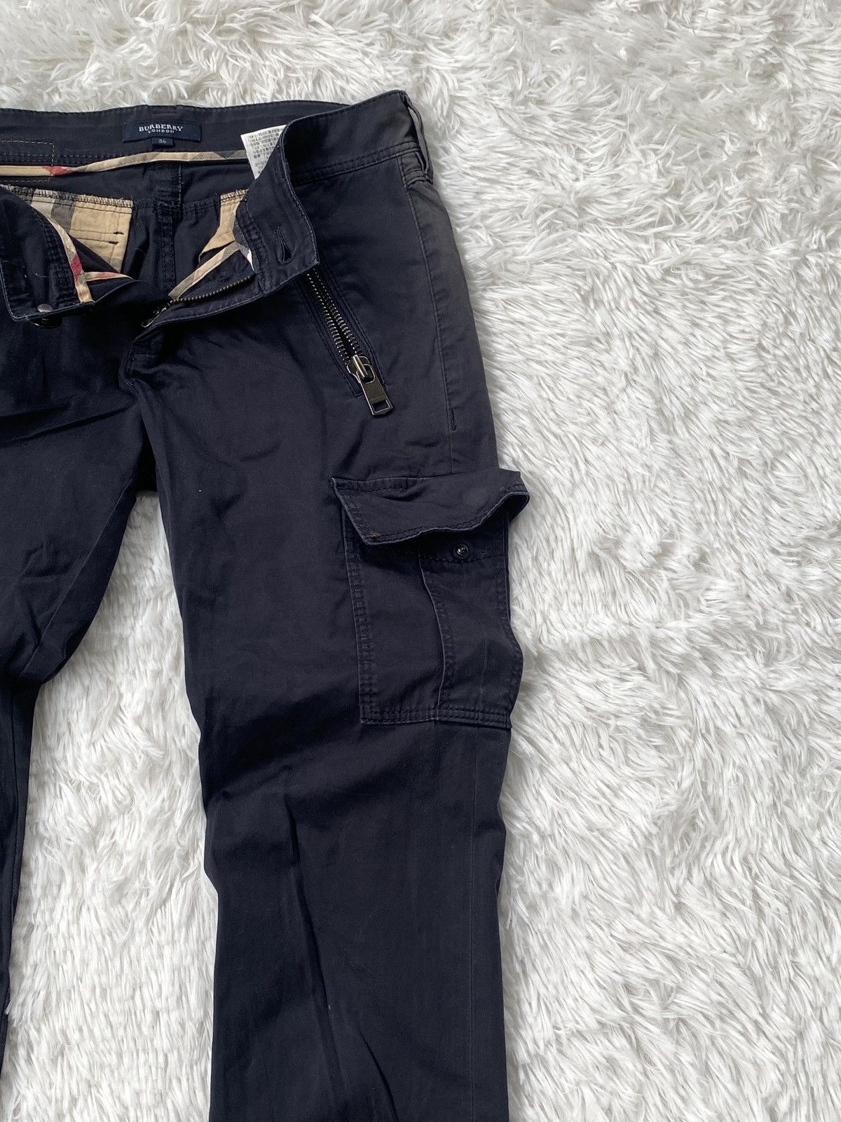 Burberry RARE❗️Burberry London Cargo Pant Size 28" / US 6 / IT 42 - 3 Thumbnail