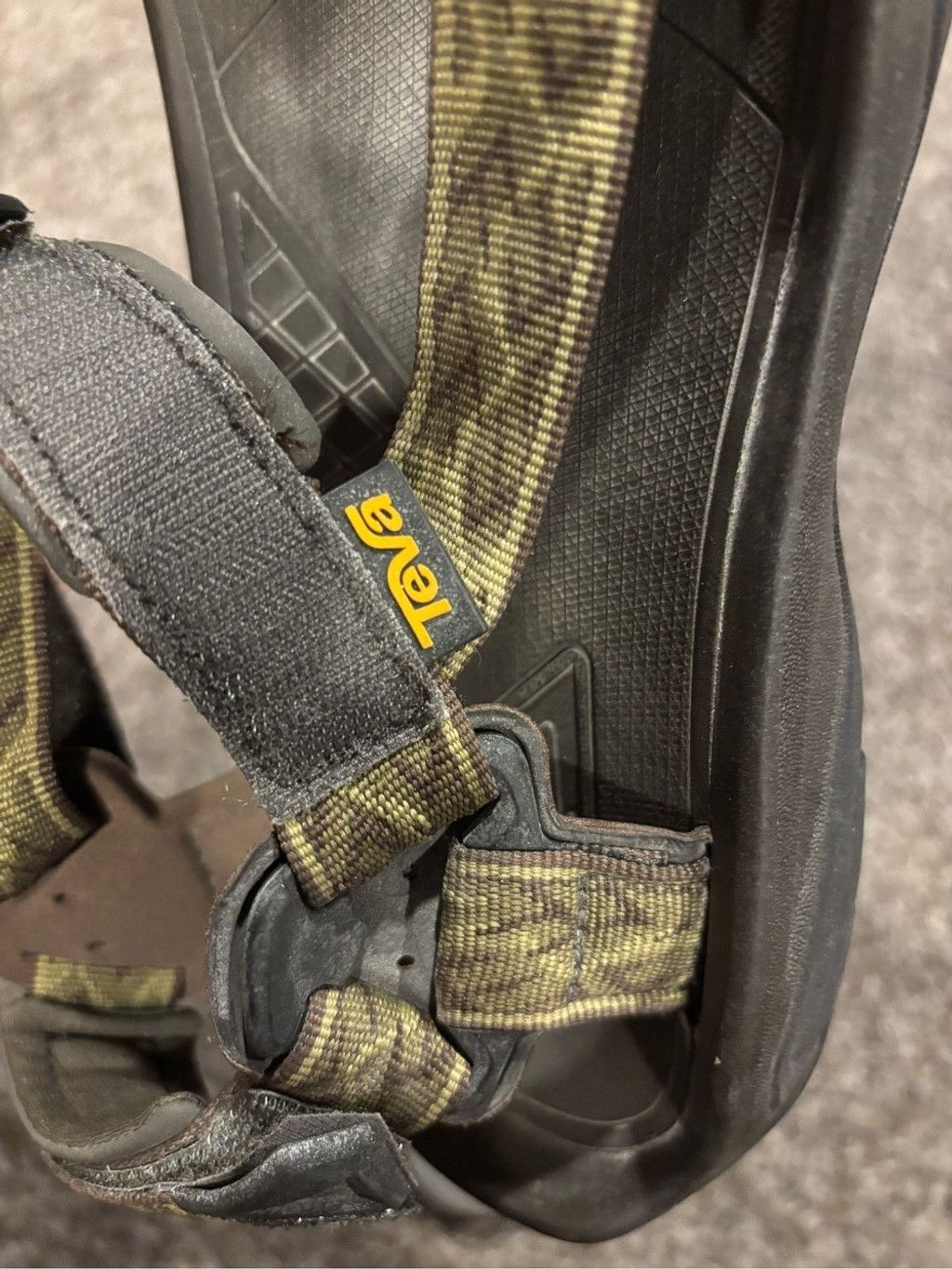 Teva Men’s Teva Outdoor Sandals Size US 12 / EU 45 - 2 Thumbnail