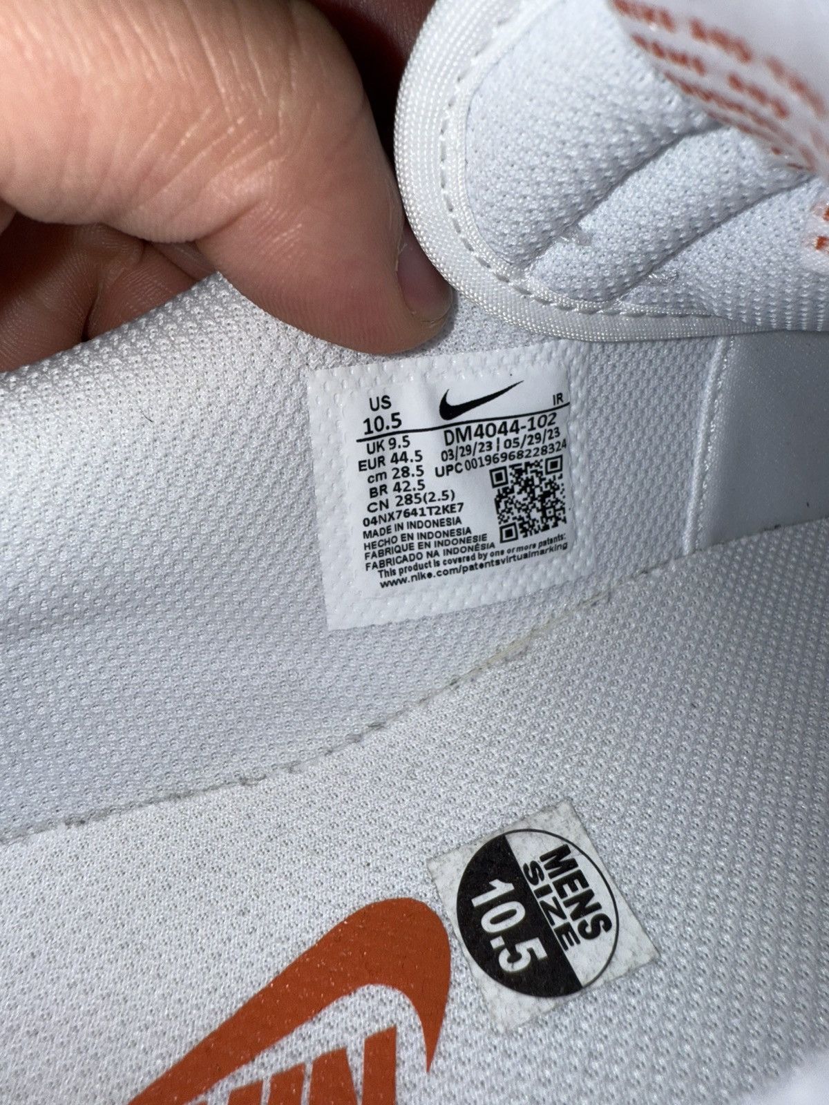Nike Nike Cortez White/Orange Size US 10.5 / EU 43-44 - 7 Thumbnail