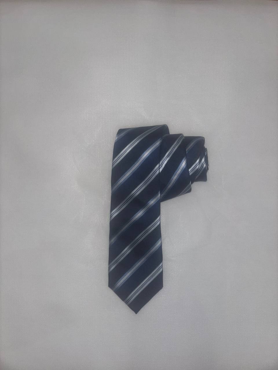 Vintage Men's tie made of 100% silk Profuomo tie blue made in Italy Size ONE SIZE - 10 Thumbnail