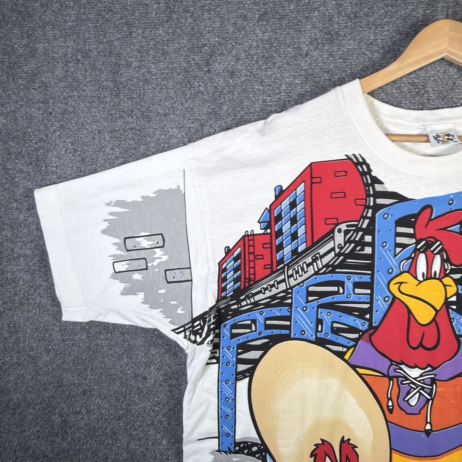 Warner Bros Vintage Looney Tunes Shirt Mens XL White 90s USA AOP Hip Hop Size US XL / EU 56 / 4 - 8 Thumbnail