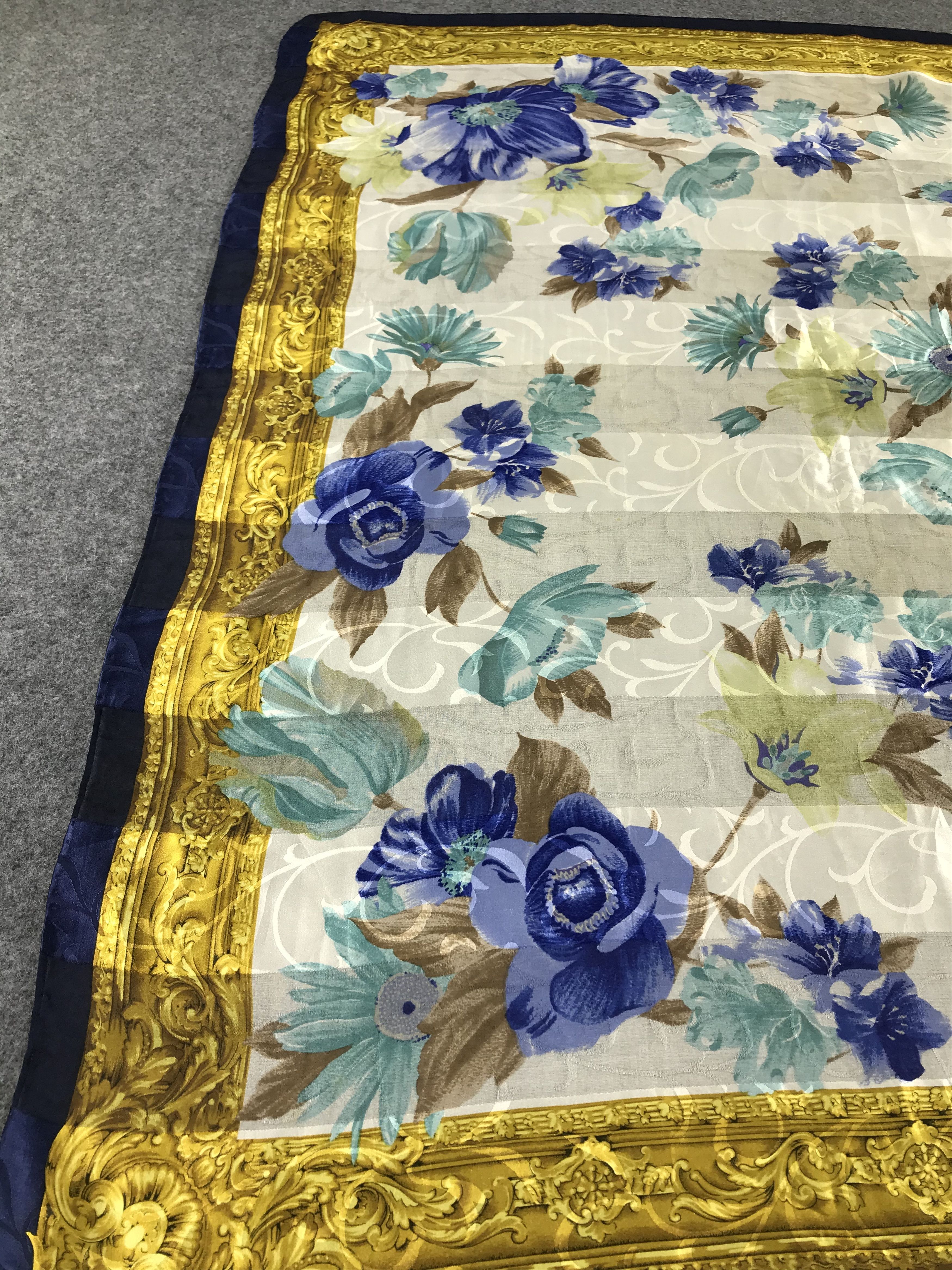 Vintage Luciano Soprani Silk Scarf Baroque M06 Size ONE SIZE - 6 Thumbnail