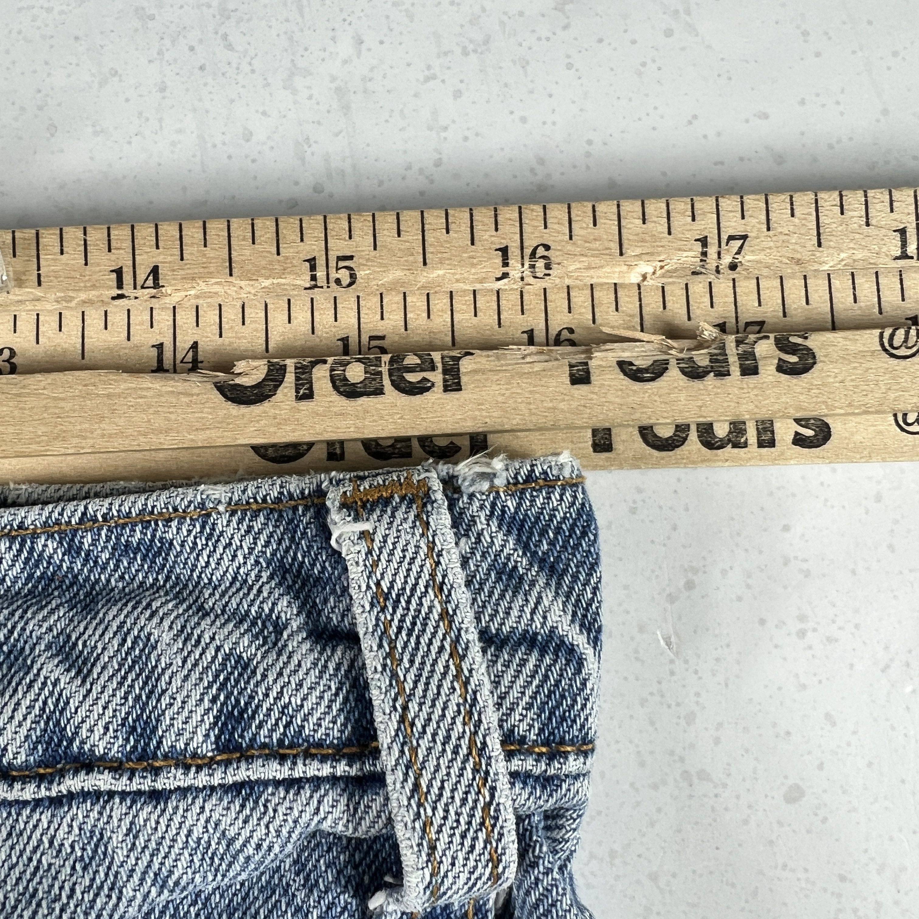 Levi's × Vintage VTG 90s Levi's Jean 560 Loose Taper Blue Denim Orange Tab Size US 32 / EU 48 - 24 Thumbnail