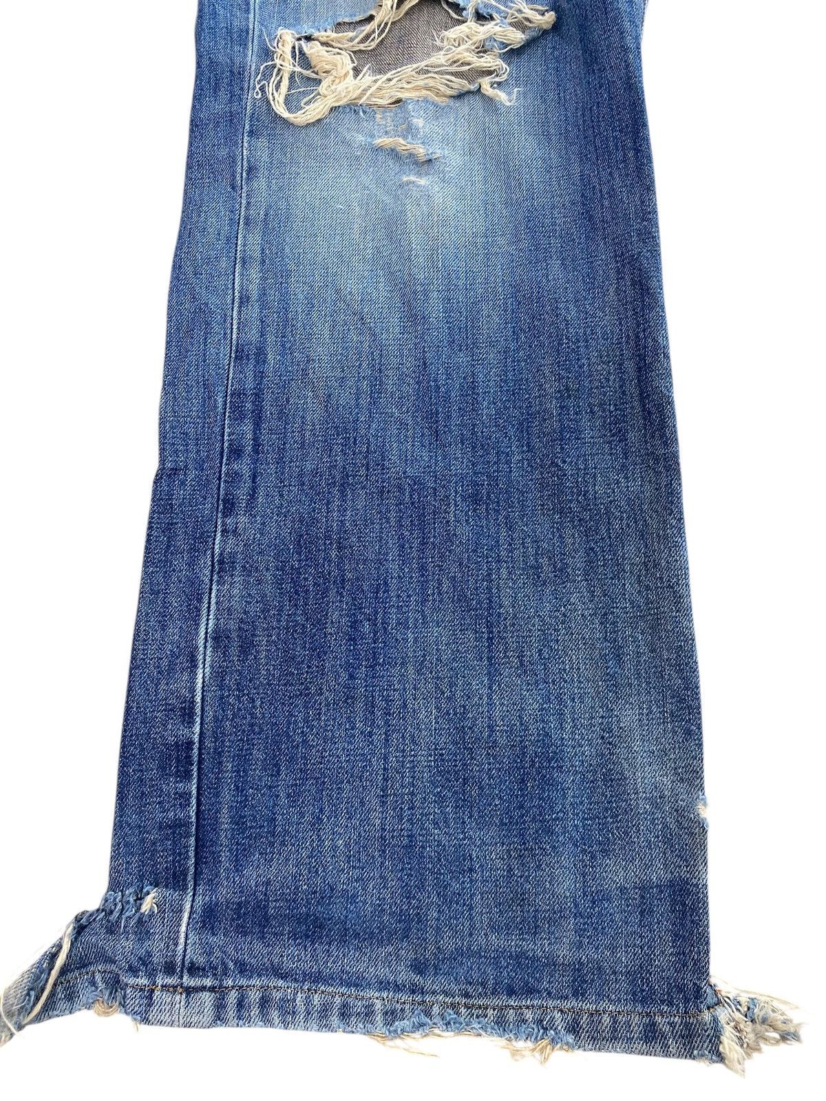 Japanese Brand Japanese Brans Faded Blue Wash Ripped Style Loose Jeans Size US 30 / EU 46 - 5 Thumbnail