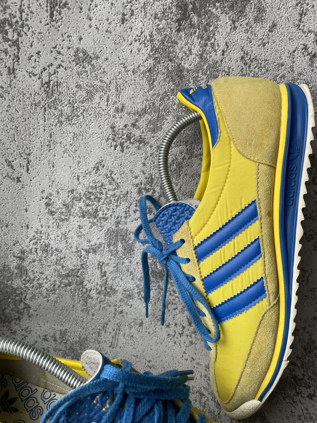 Adidas Vintage Adidas Deadstock SL72 Rare Yellow 2008 Sneakers Size US 10.5 / EU 43-44 - 4 Thumbnail