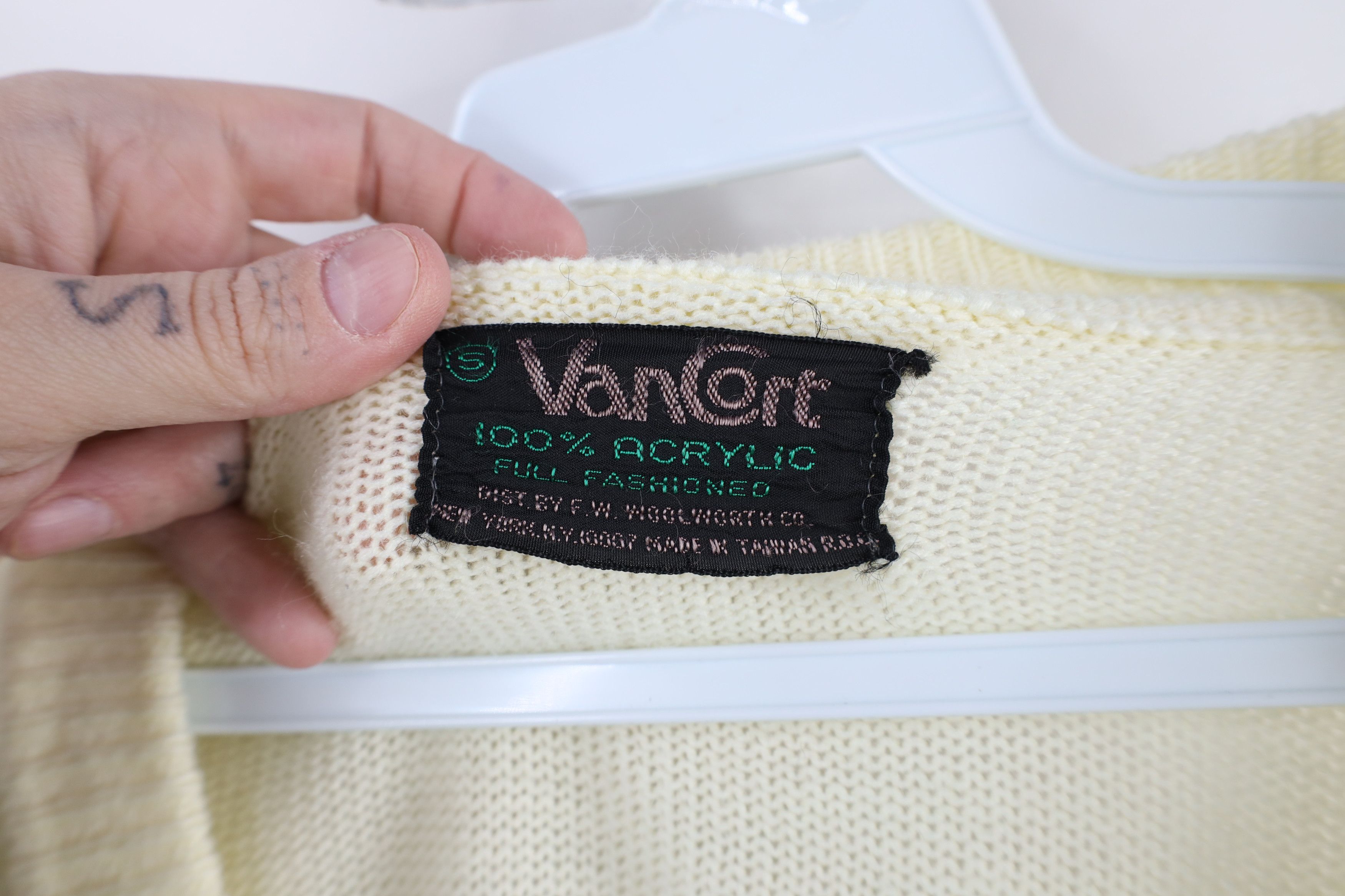 Vintage Vintage 70s Streetwear Knit Cardigan Sweater Pale Yellow Size US S / EU 44-46 / 1 - 10 Thumbnail