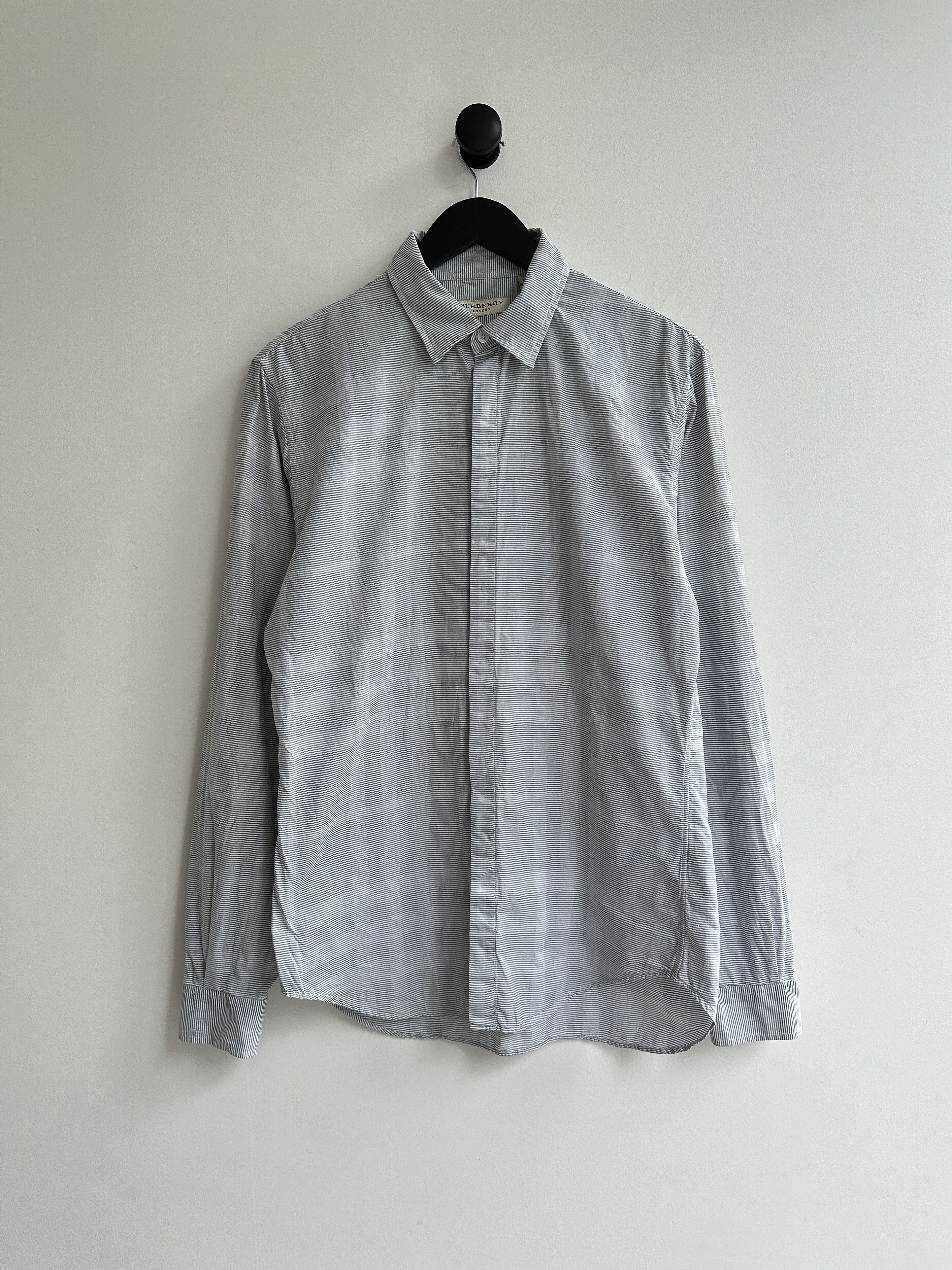 Burberry Burberry Gray Button Up Shirt Size US L / EU 52-54 / 3 - 1 Thumbnail