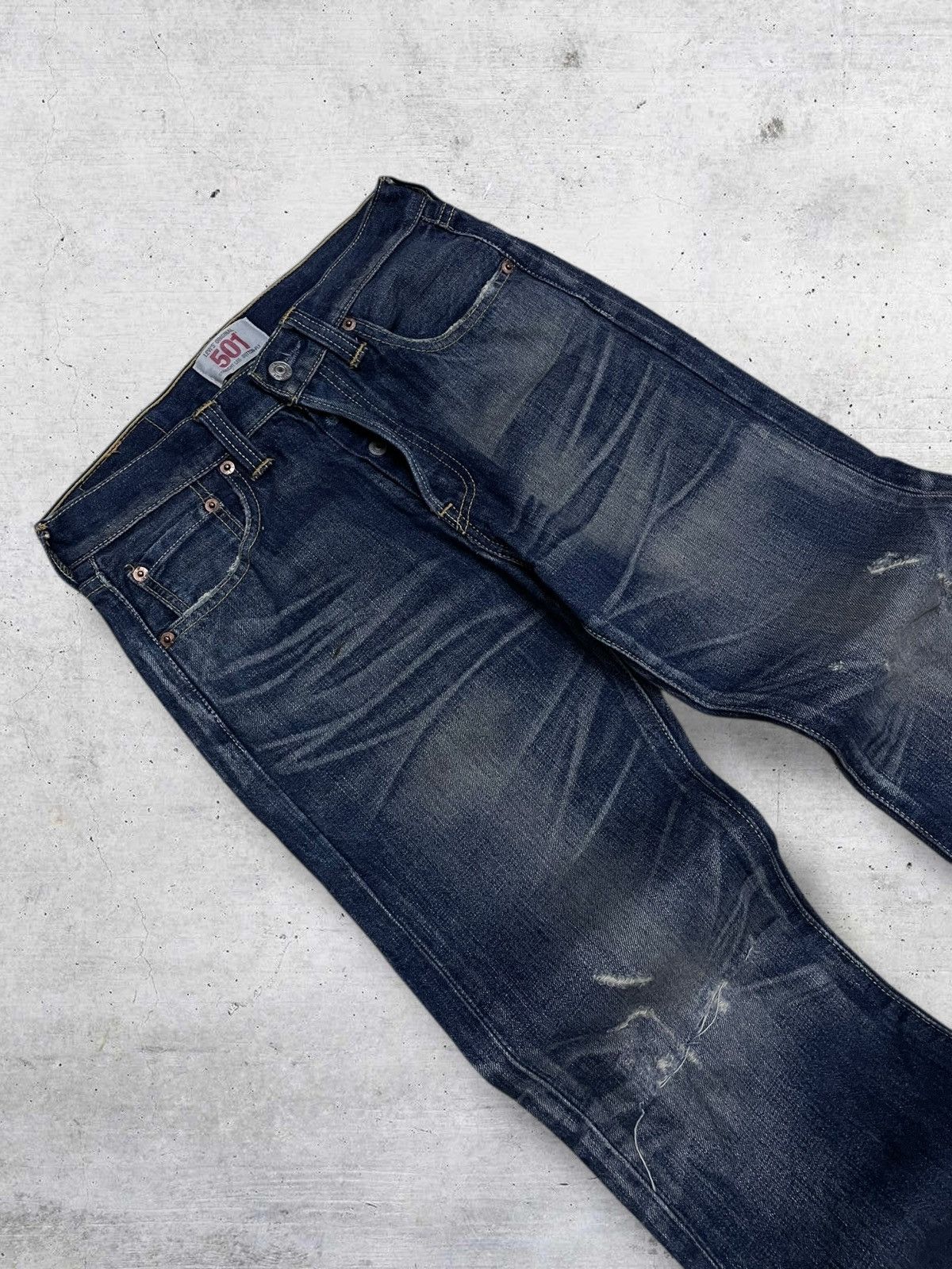 Levi's Vintage Clothing VINTAGE 501 LEVIS USA DESIGNER 90S RIPPED INDIGO OG DENIM Size US 28 / EU 44 - 7 Thumbnail
